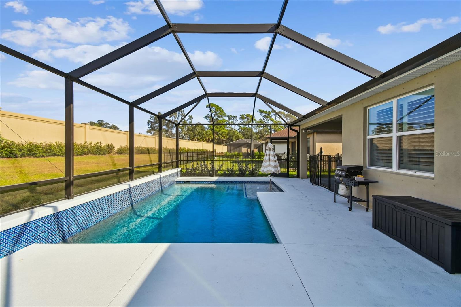 Image 43 of 52 For 11823 Armada Way