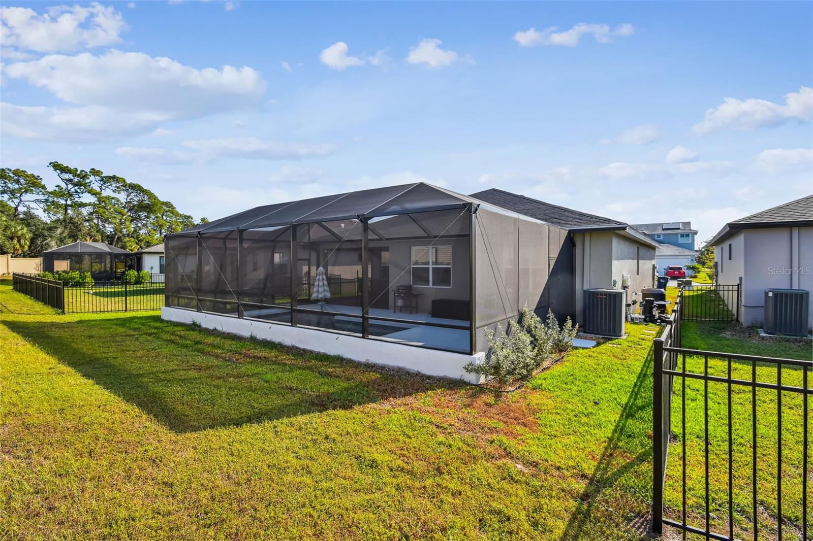 Image 46 of 52 For 11823 Armada Way