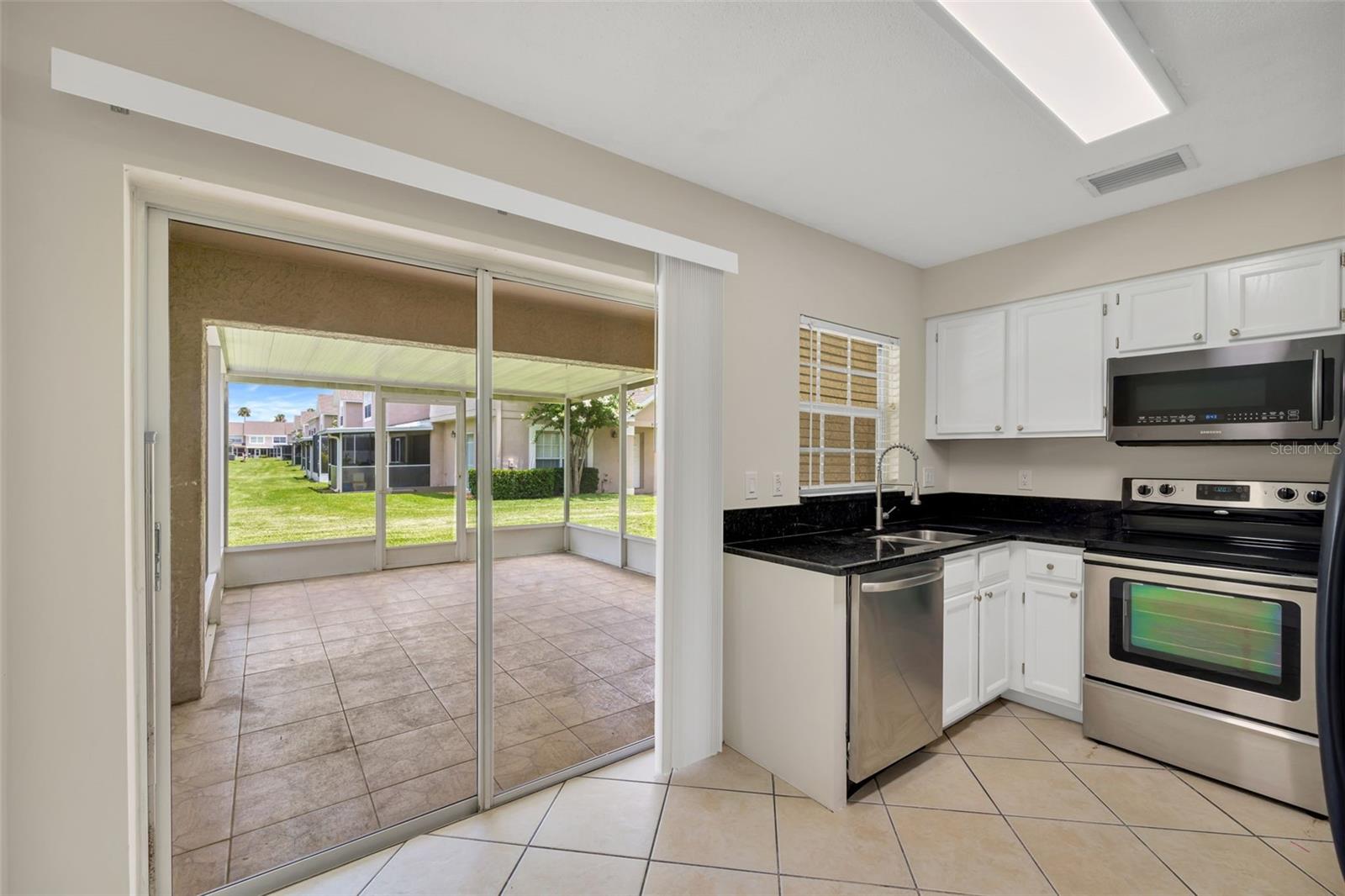 Image 13 of 36 For 632 Kensington Lake Cir