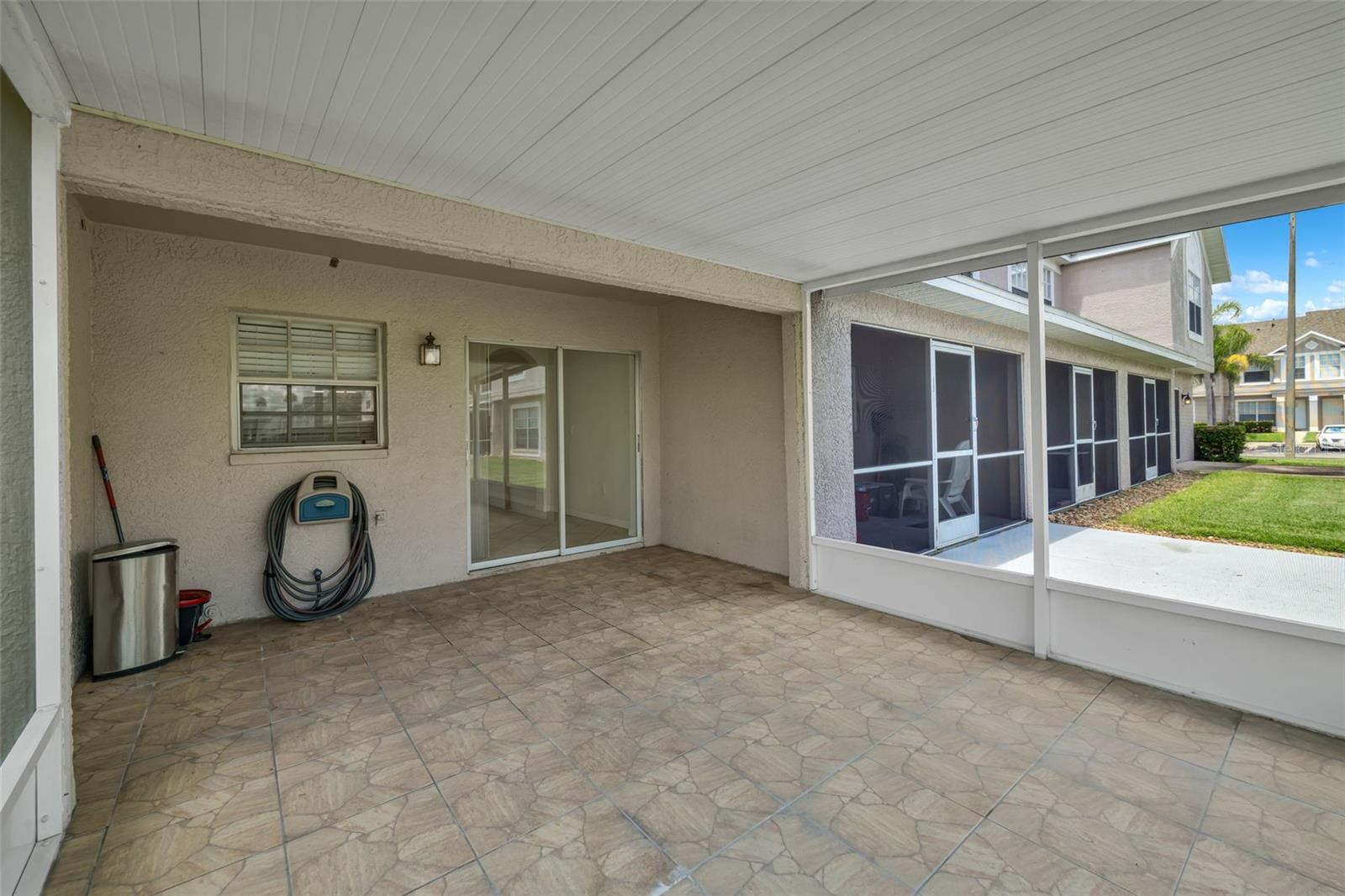 Image 30 of 36 For 632 Kensington Lake Cir