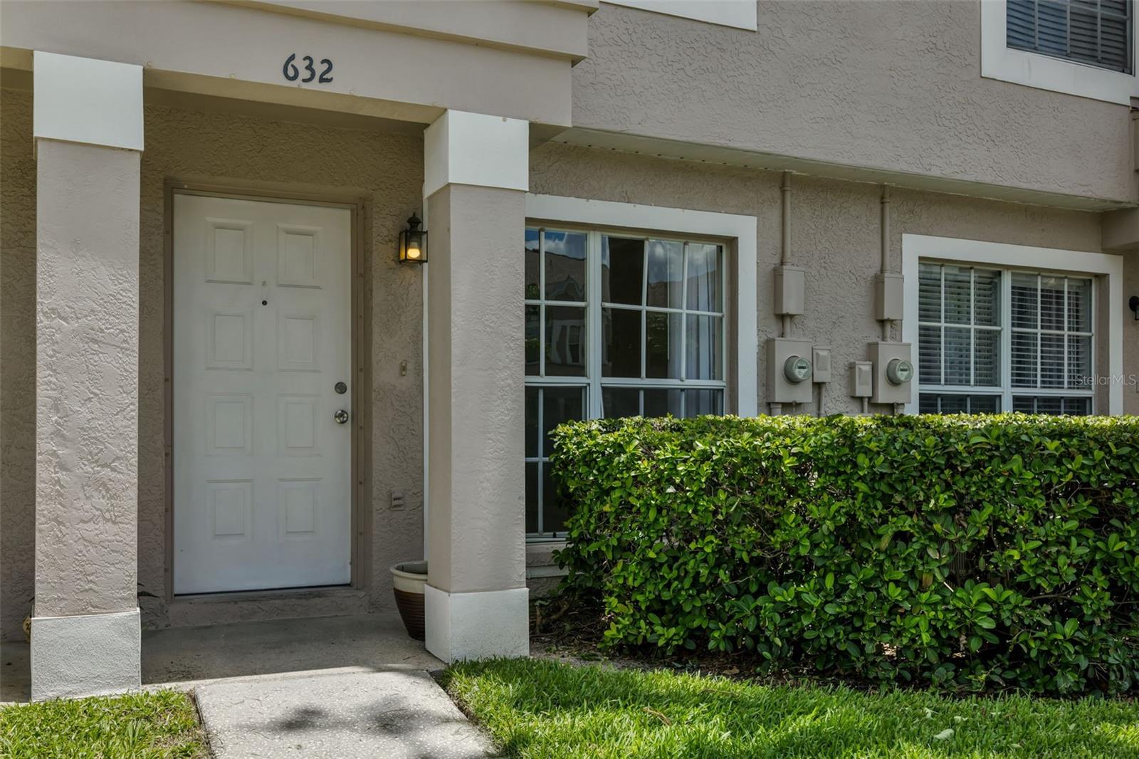 Image 8 of 36 For 632 Kensington Lake Cir