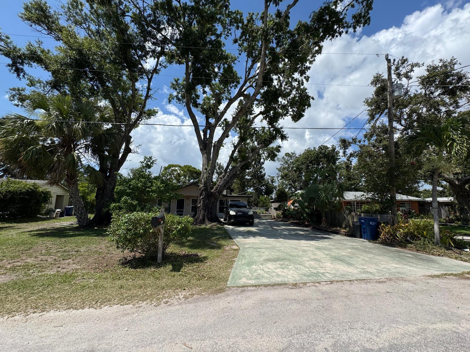 Image 3 of 38 For 1619 Suponic Avenue