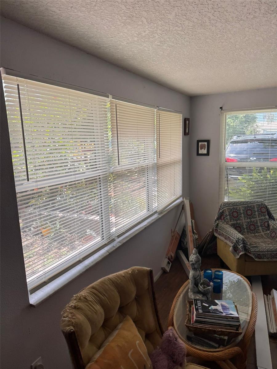 Image 5 of 38 For 1619 Suponic Avenue