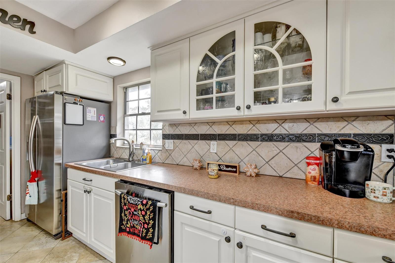 Image 8 of 25 For 11616 Lewis Avenue