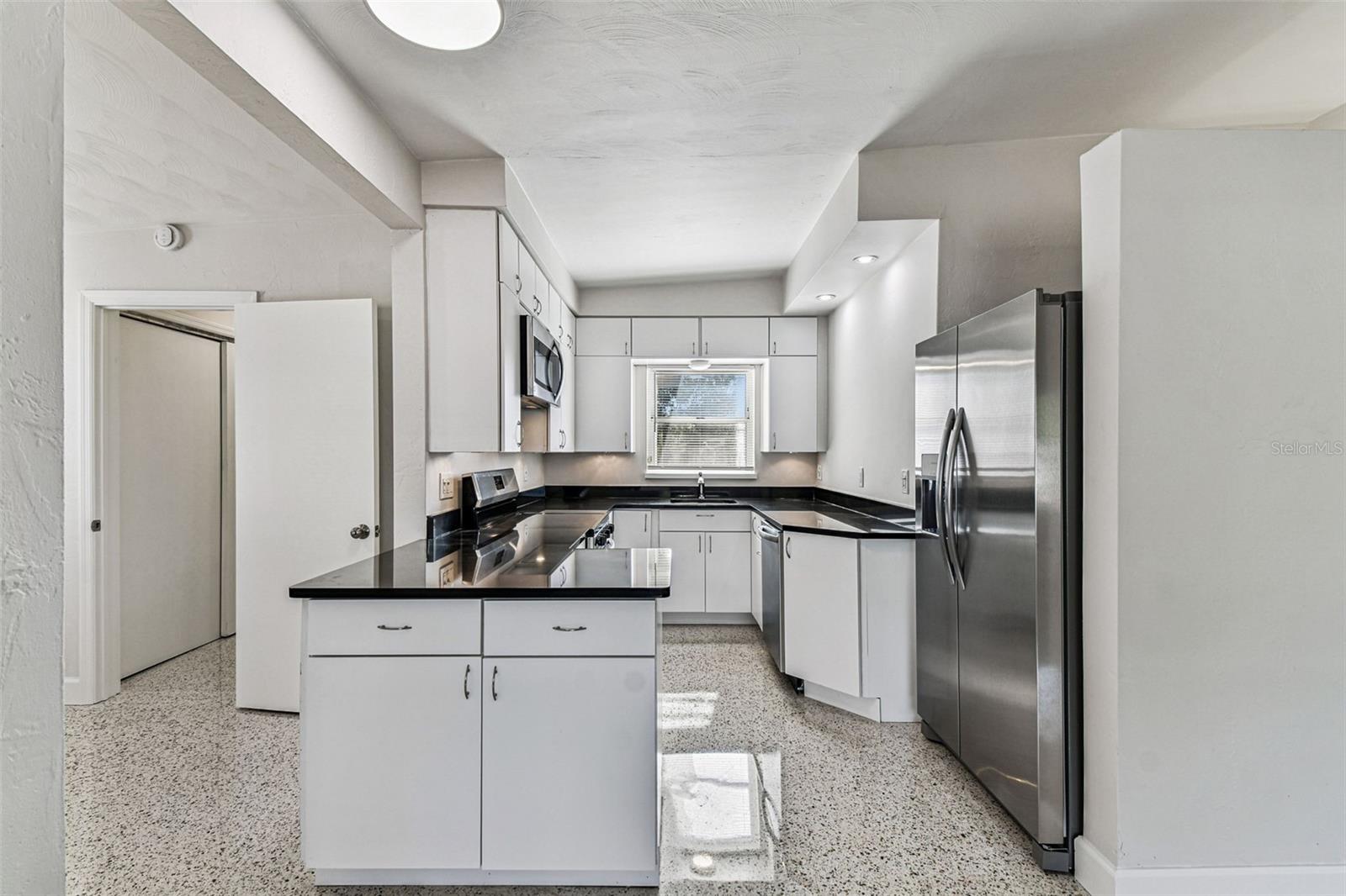 Image 11 of 42 For 4430 13th Avenue N