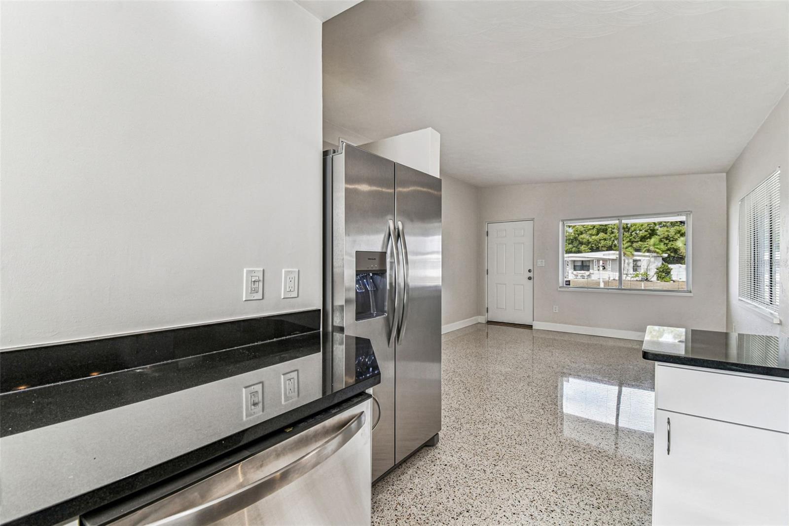 Image 17 of 42 For 4430 13th Avenue N