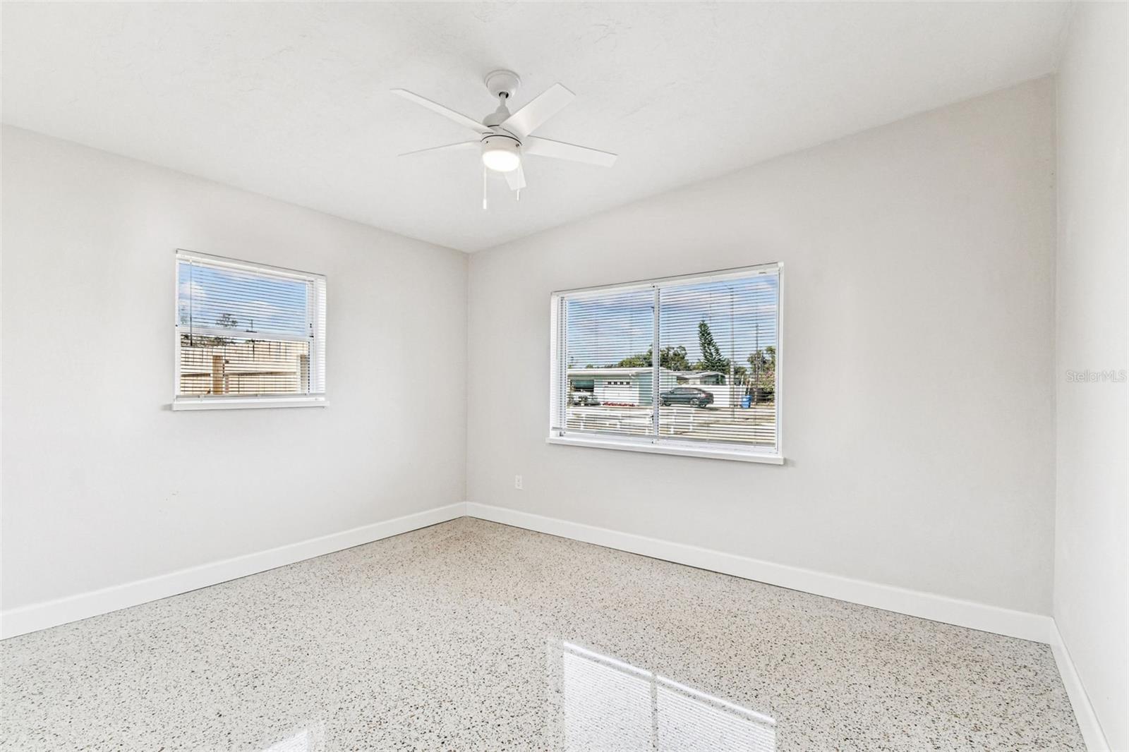 Image 18 of 42 For 4430 13th Avenue N