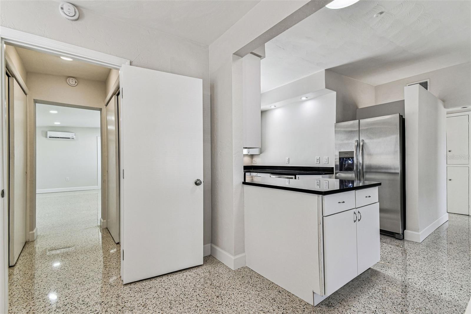 Image 19 of 42 For 4430 13th Avenue N