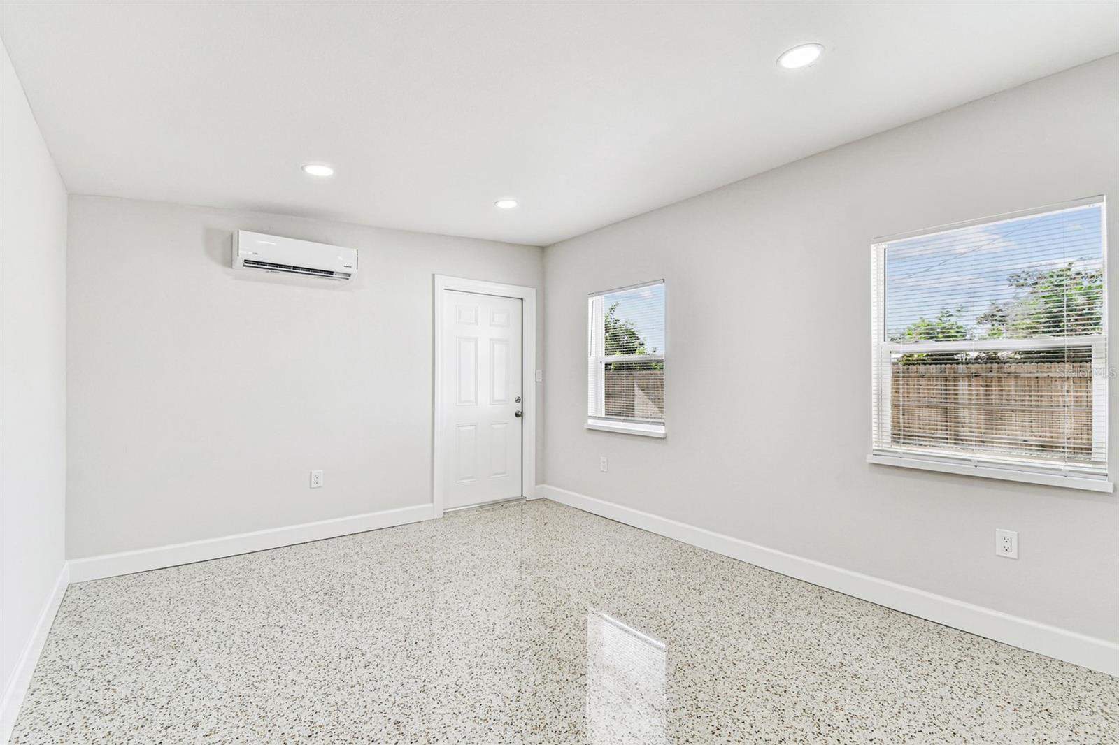 Image 20 of 42 For 4430 13th Avenue N