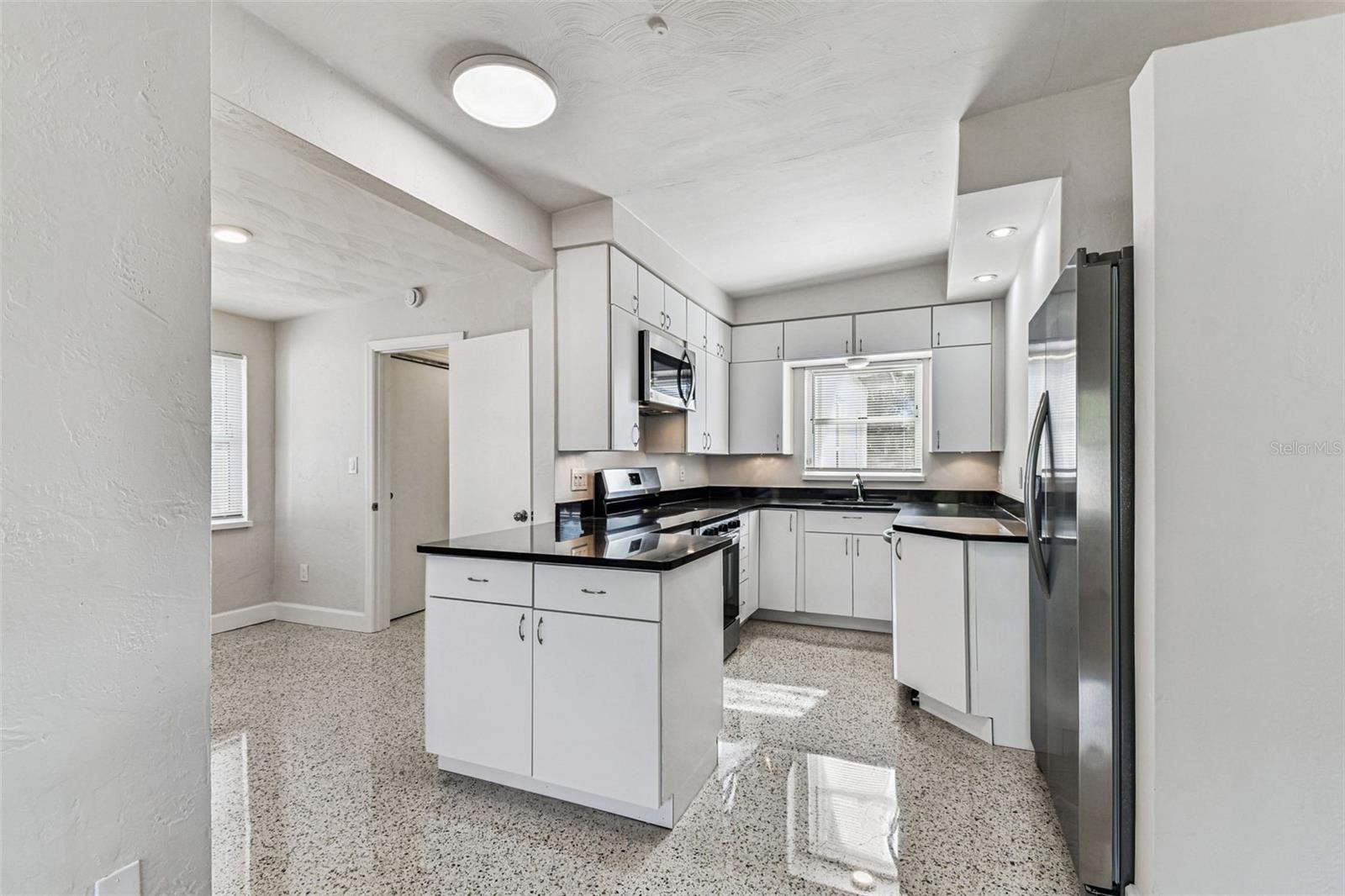 Image 3 of 42 For 4430 13th Avenue N