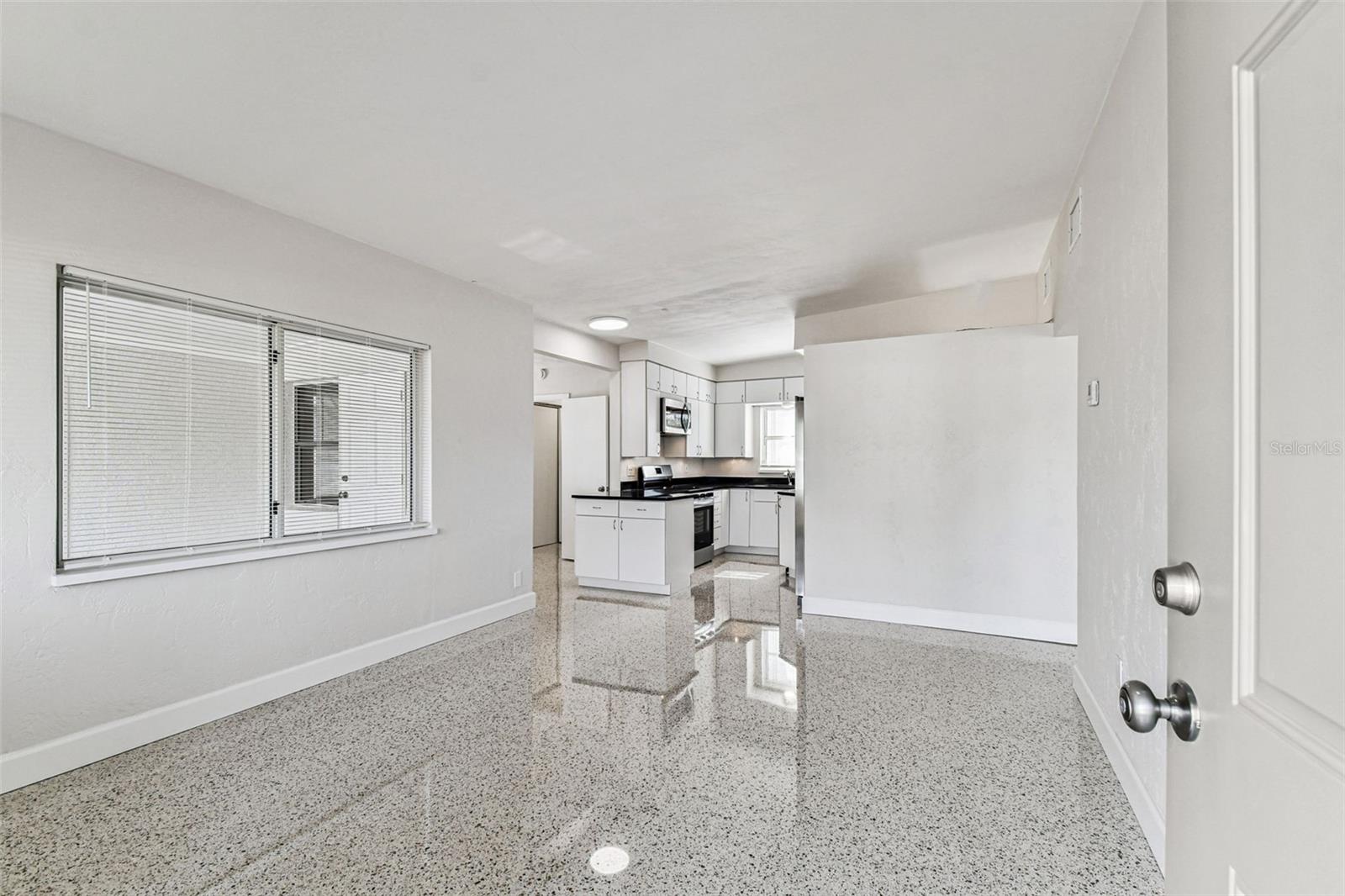 Image 8 of 42 For 4430 13th Avenue N