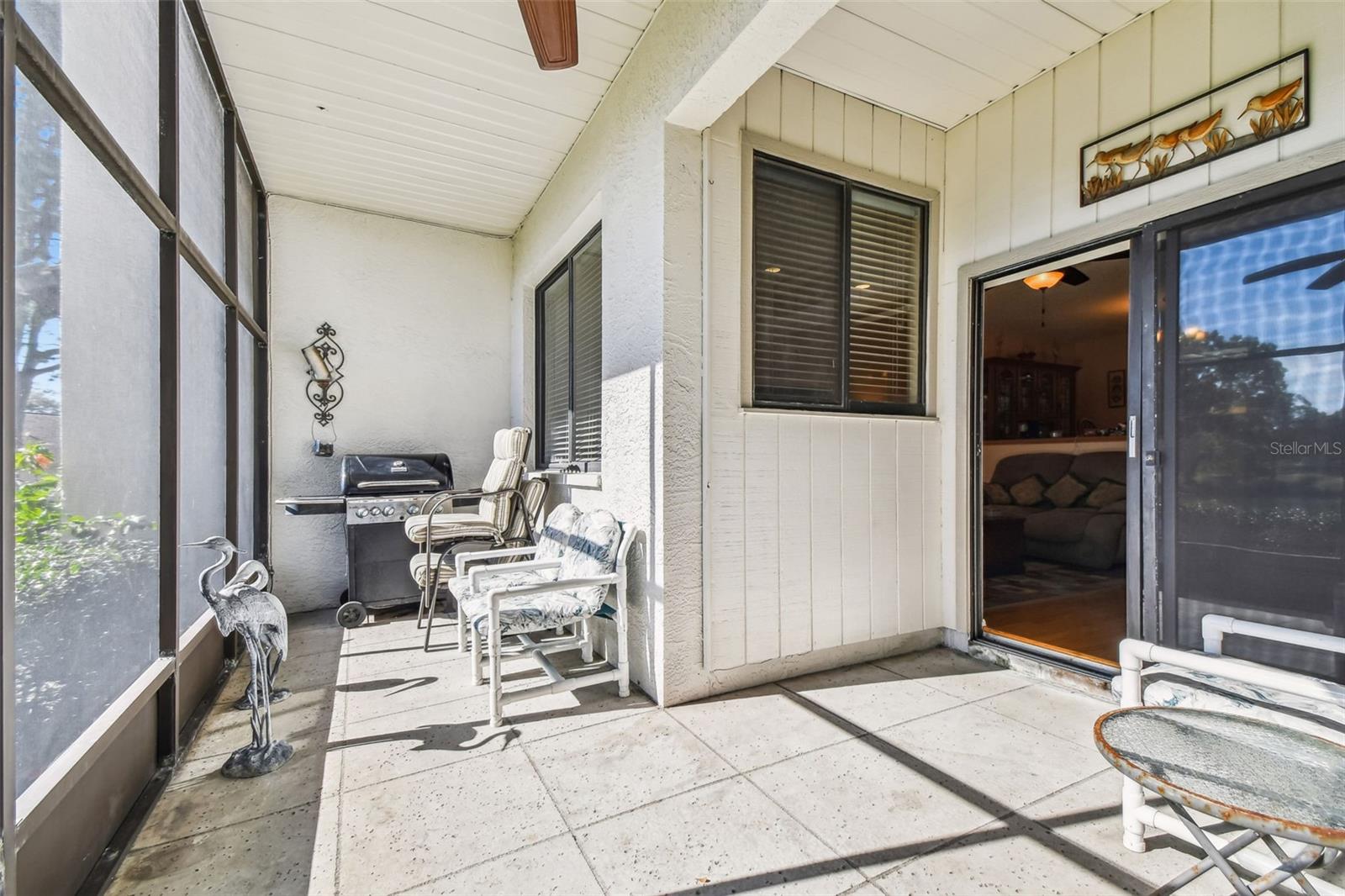 Image 34 of 47 For 474 Lakeview Drive 28