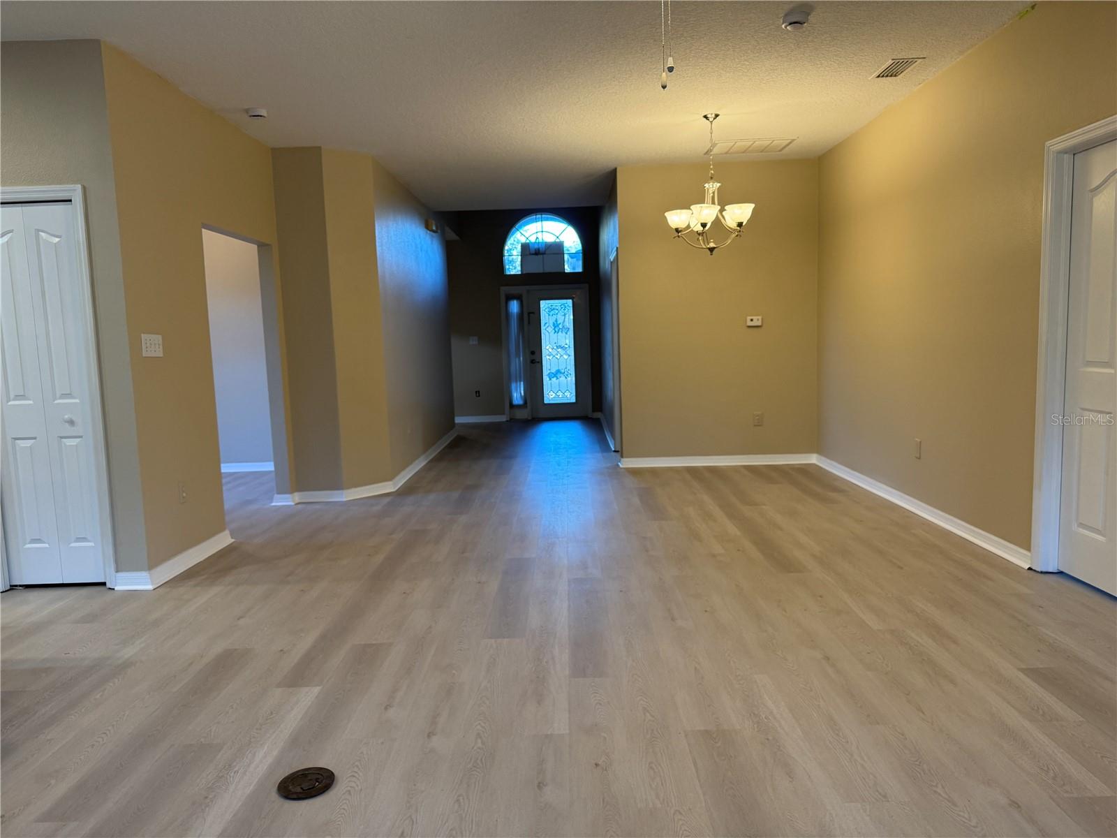 Image 23 of 66 For 8210 Whistling Pine Way