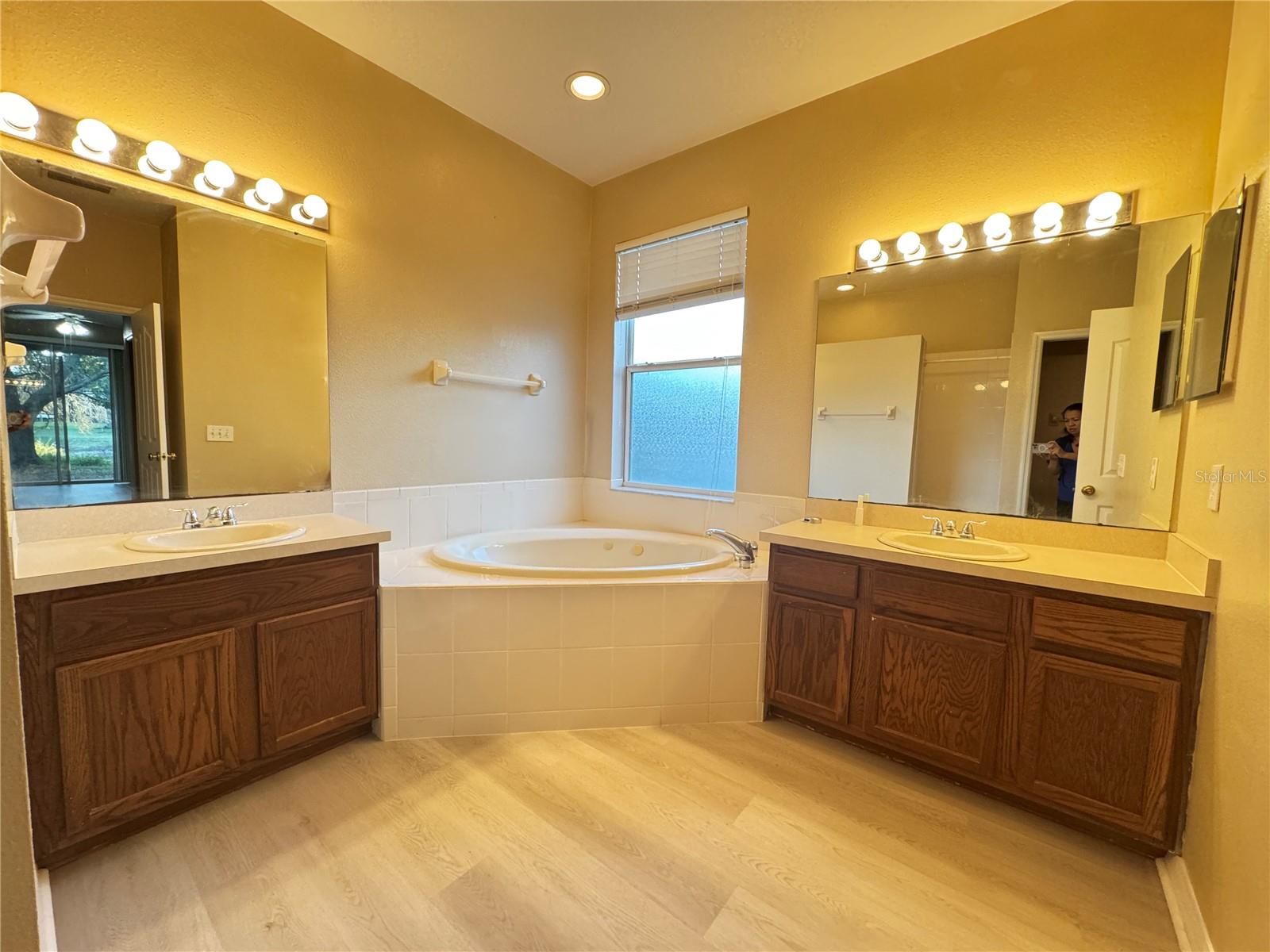 Image 29 of 66 For 8210 Whistling Pine Way