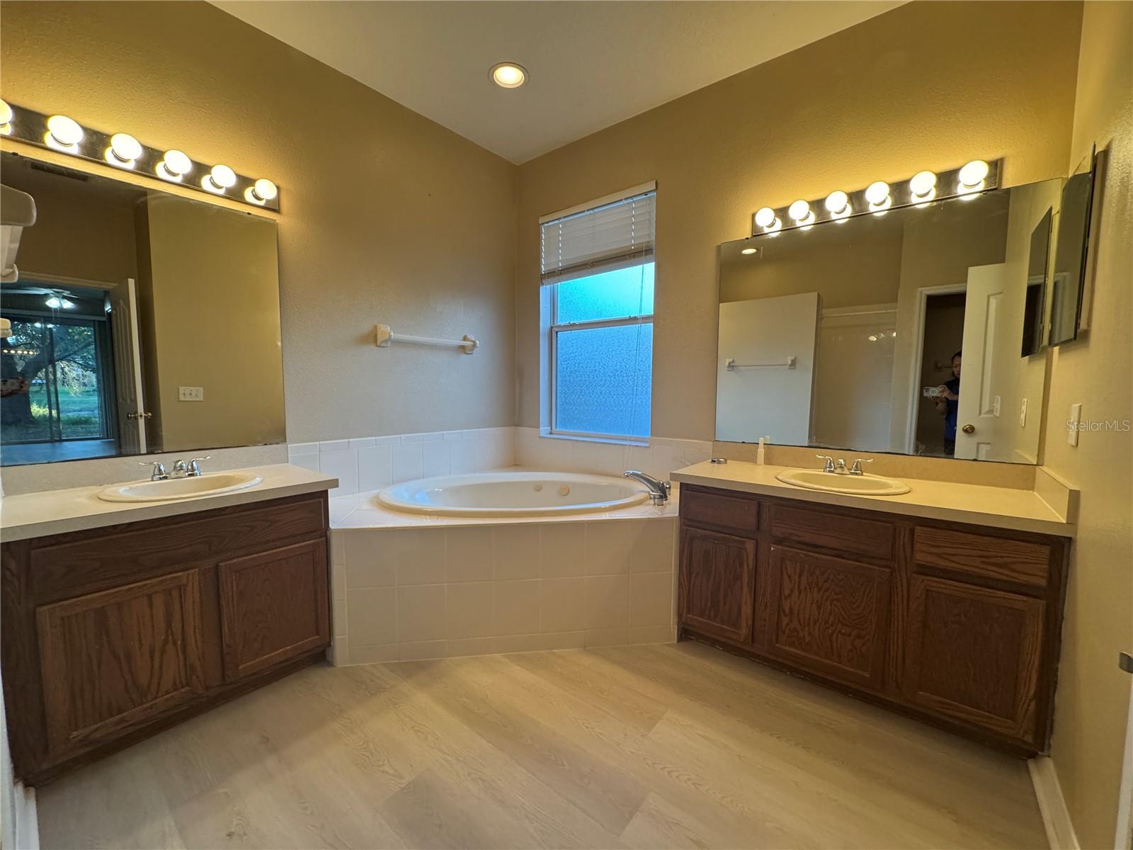 Image 30 of 66 For 8210 Whistling Pine Way