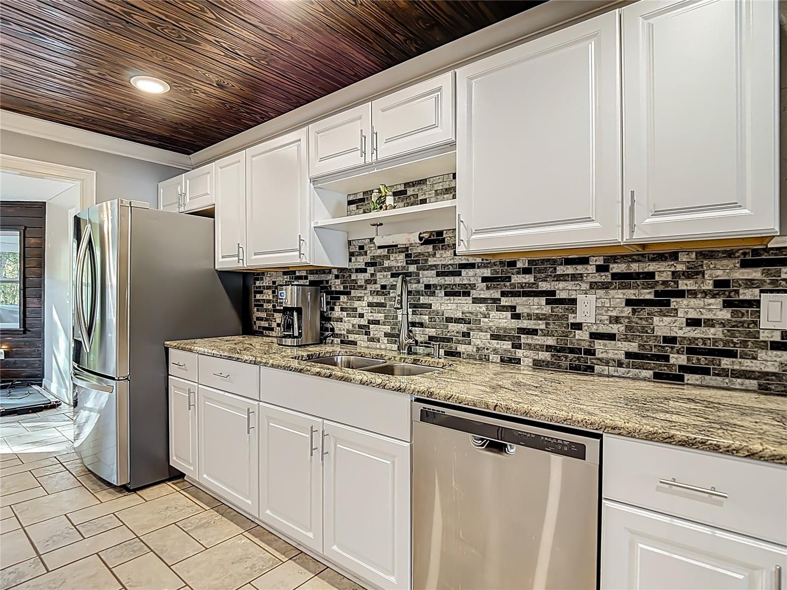 Image 21 of 79 For 5904 Springrun Court