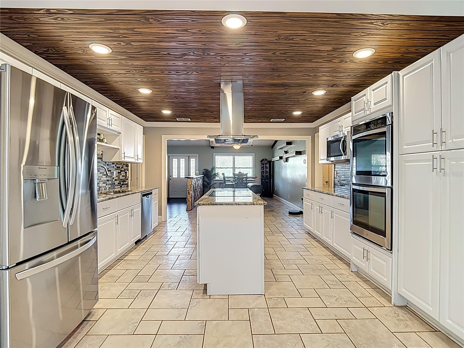 Image 25 of 79 For 5904 Springrun Court