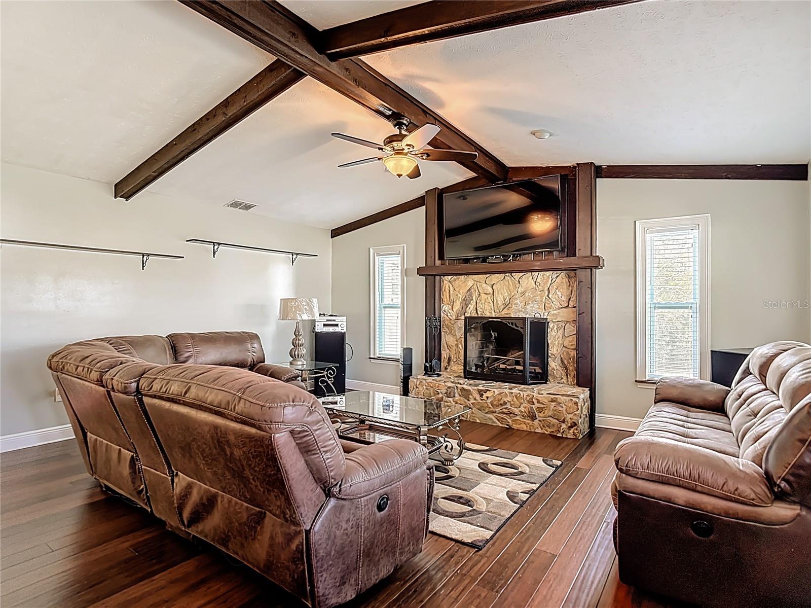 Image 8 of 79 For 5904 Springrun Court