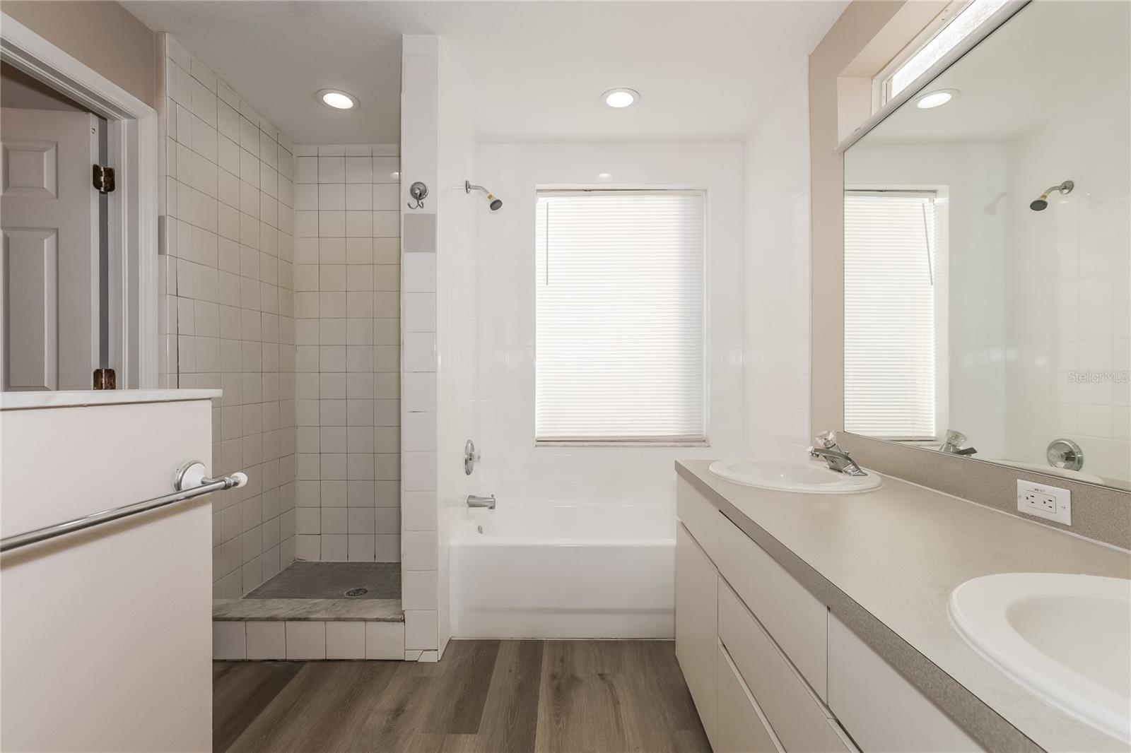 Image 11 of 16 For 6051 Kentucky Avenue