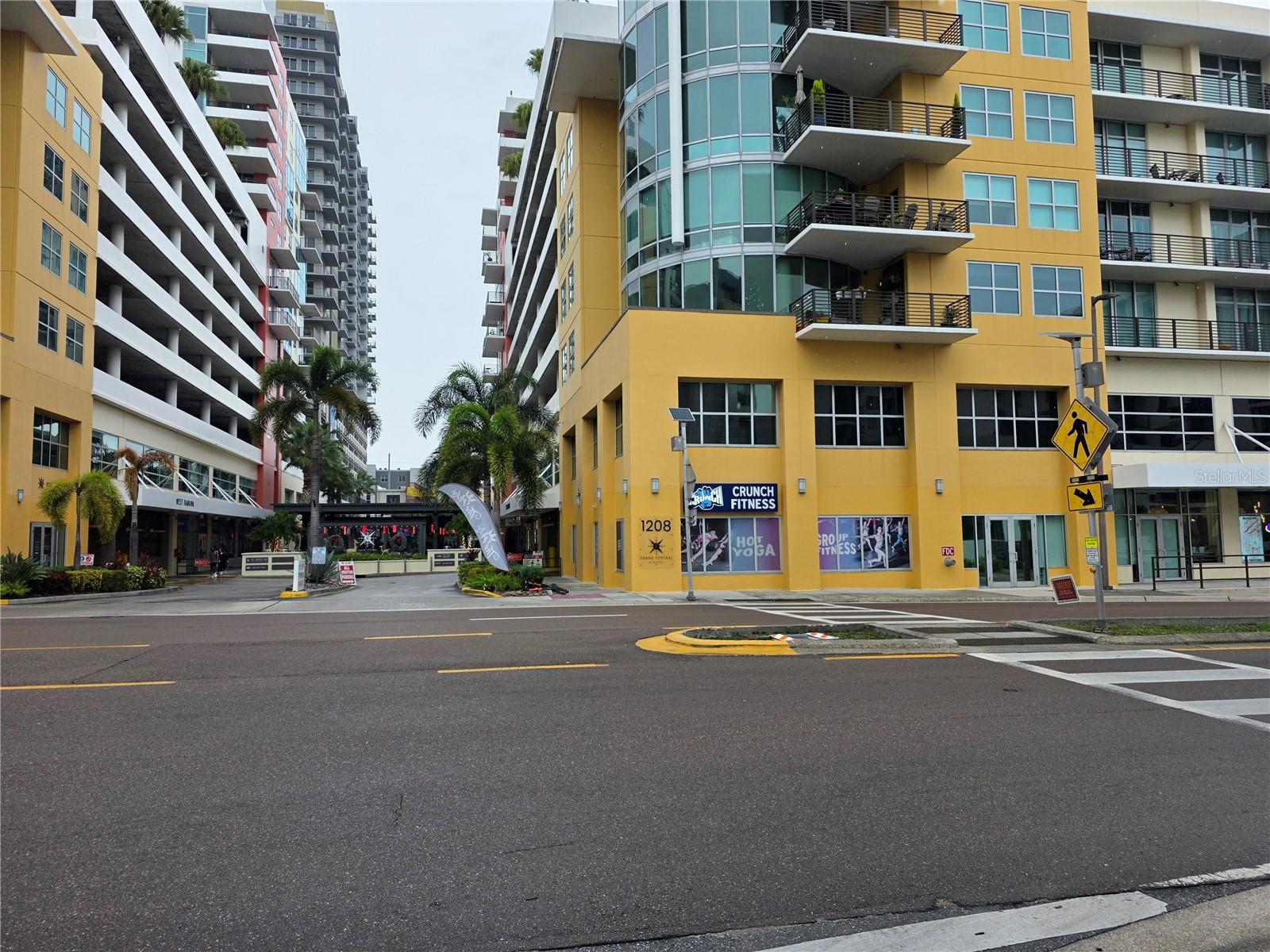 Image 2 of 37 For 1208 Kennedy Boulevard 1020