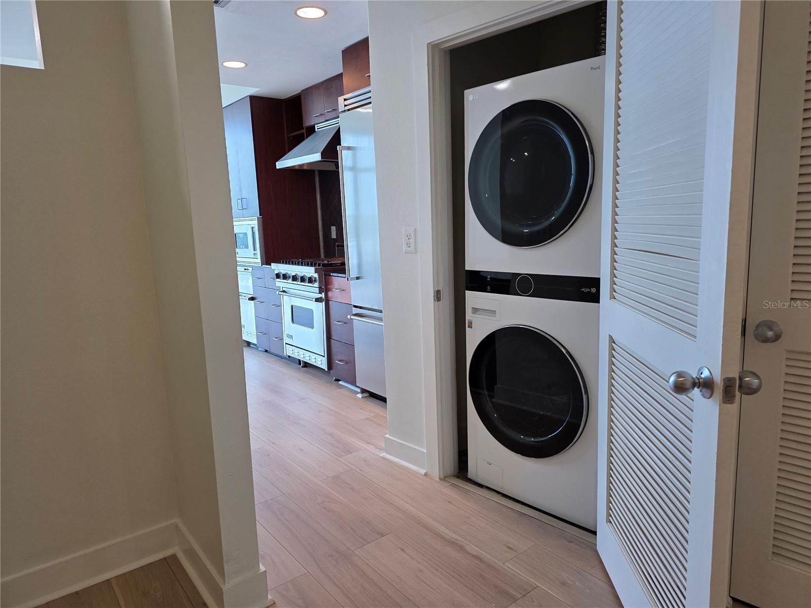 Image 27 of 37 For 1208 Kennedy Boulevard 1020