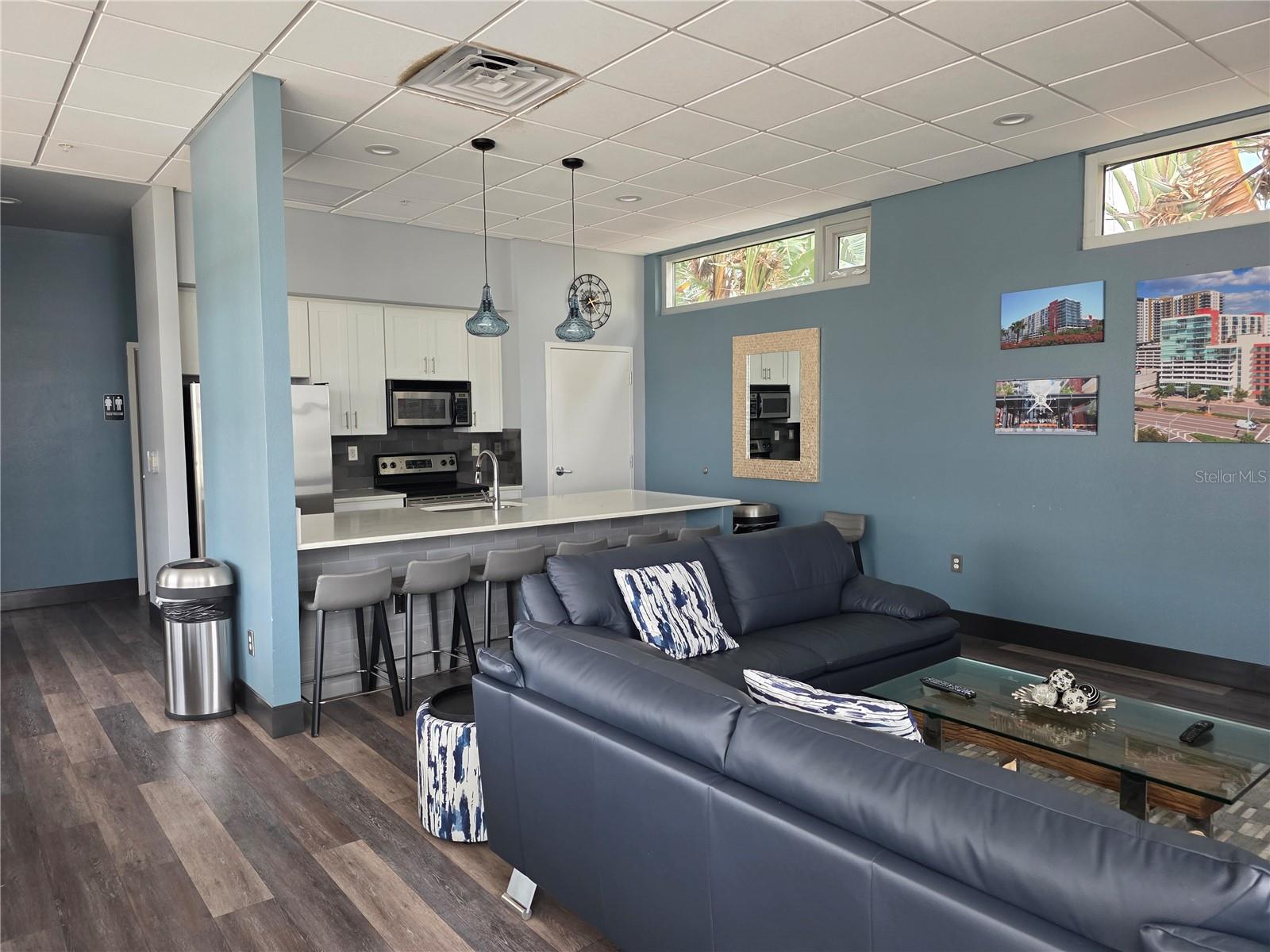 Image 33 of 37 For 1208 Kennedy Boulevard 1020