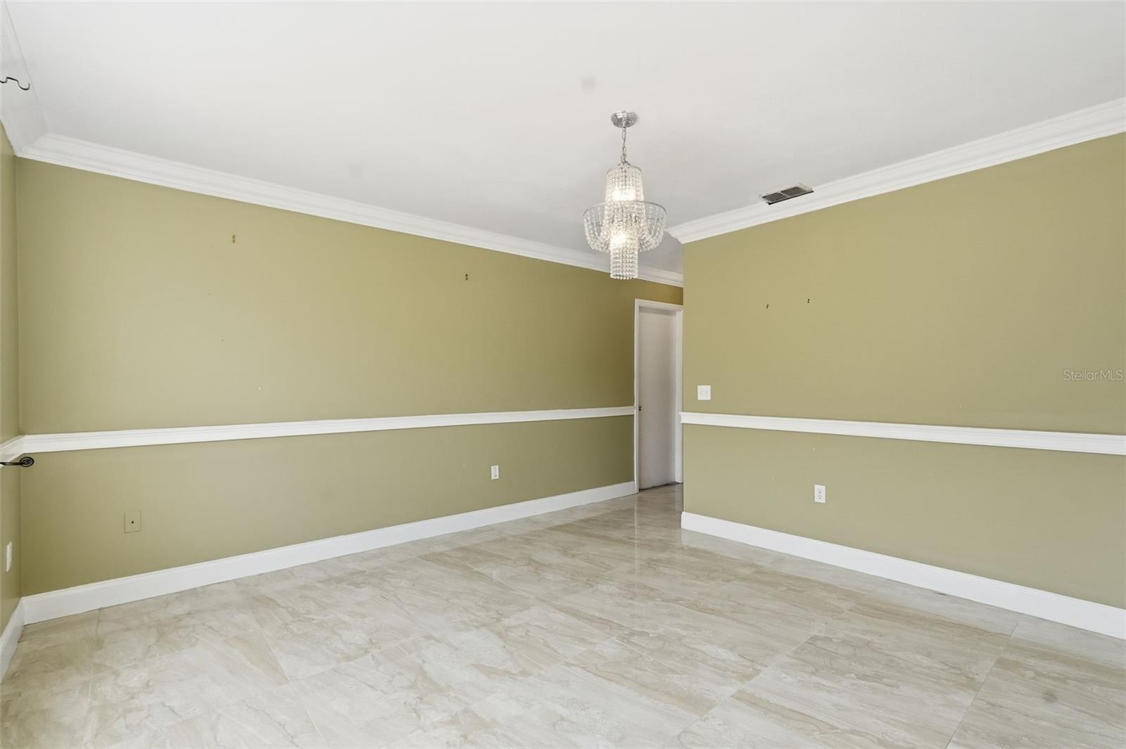 Image 11 of 58 For 350 Corsica Court