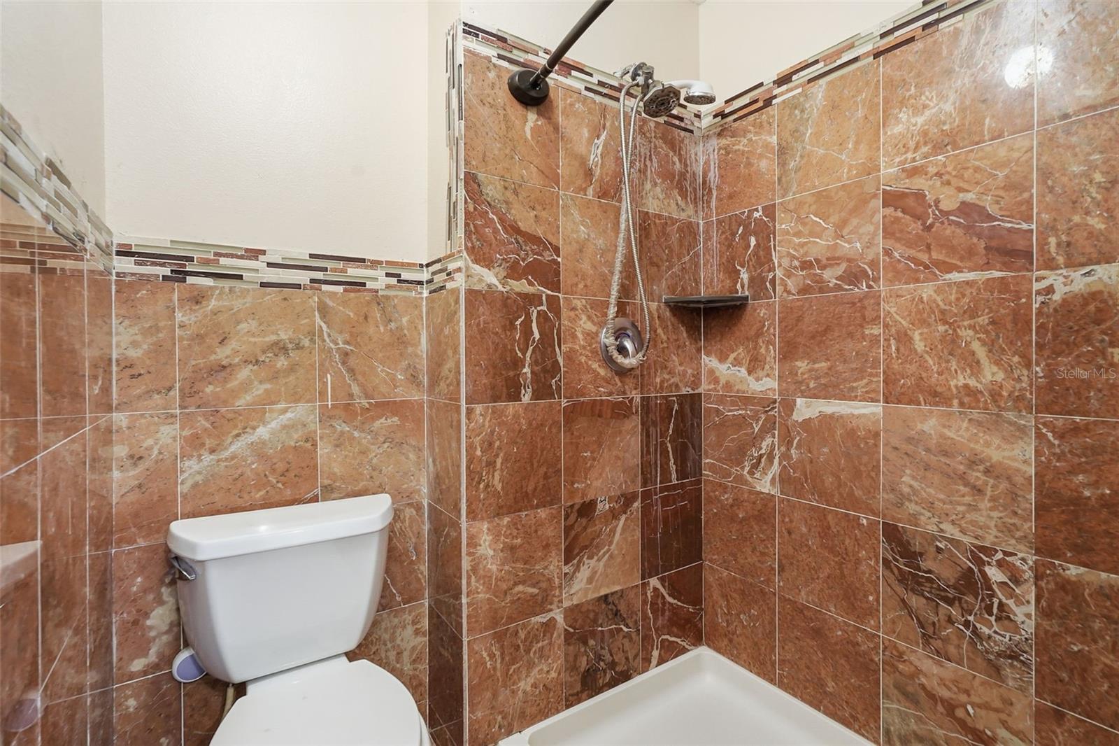 Image 28 of 58 For 350 Corsica Court