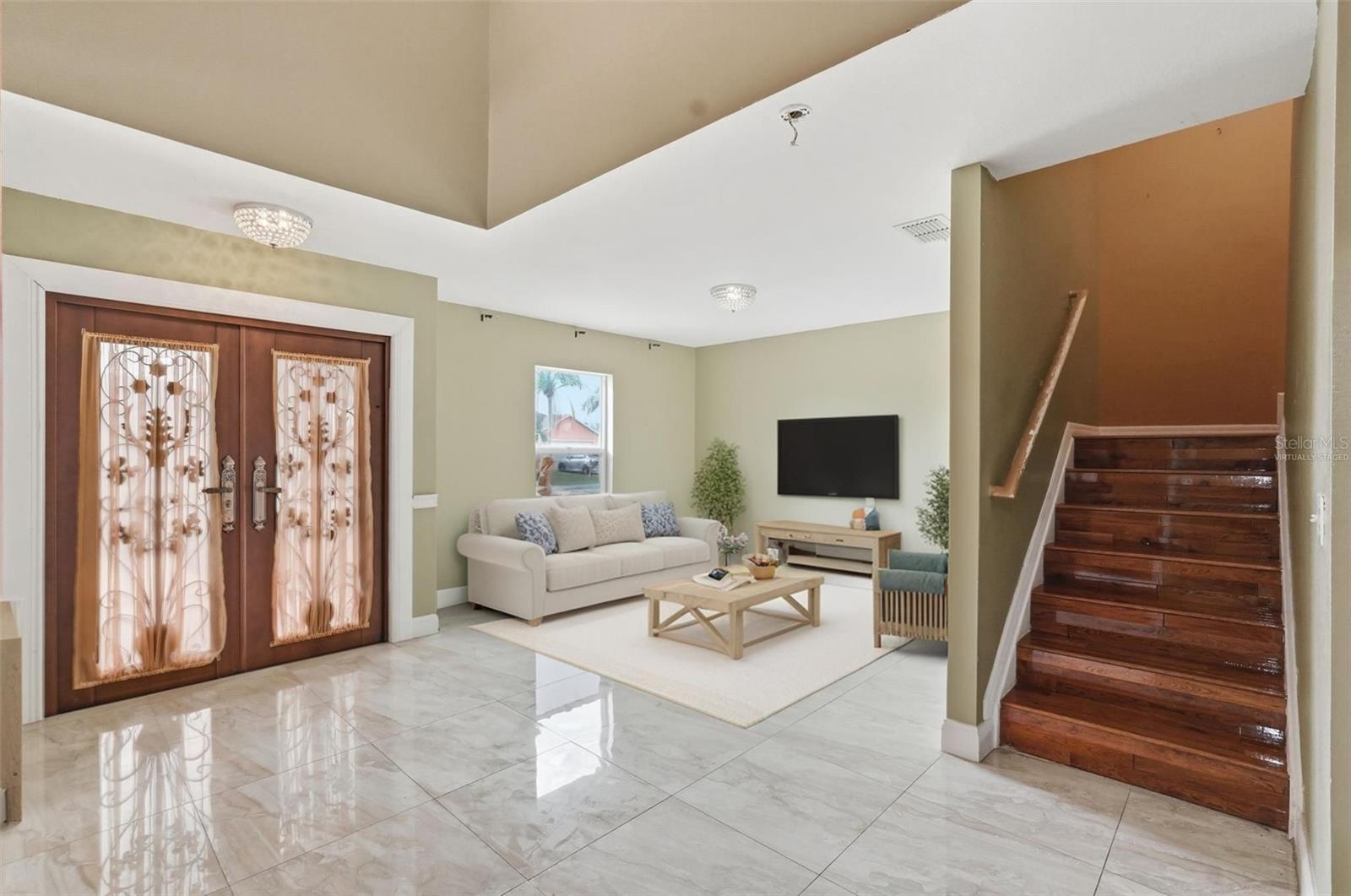 Image 4 of 58 For 350 Corsica Court