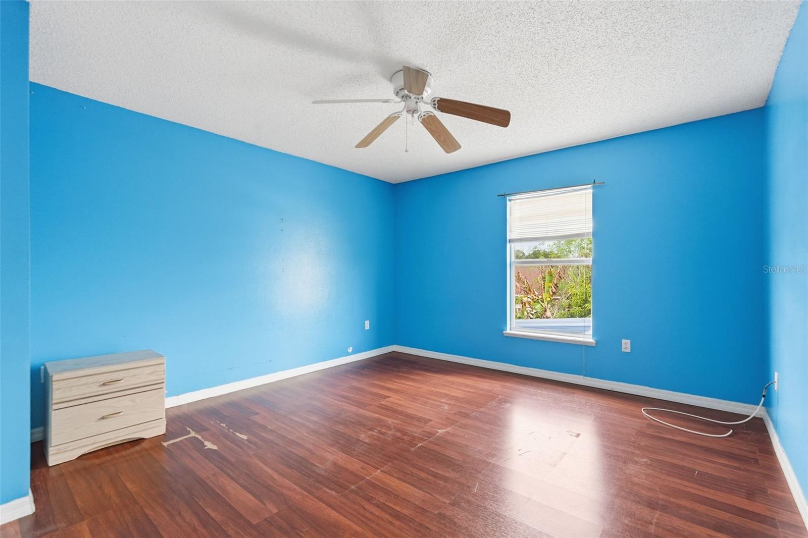 Image 42 of 58 For 350 Corsica Court