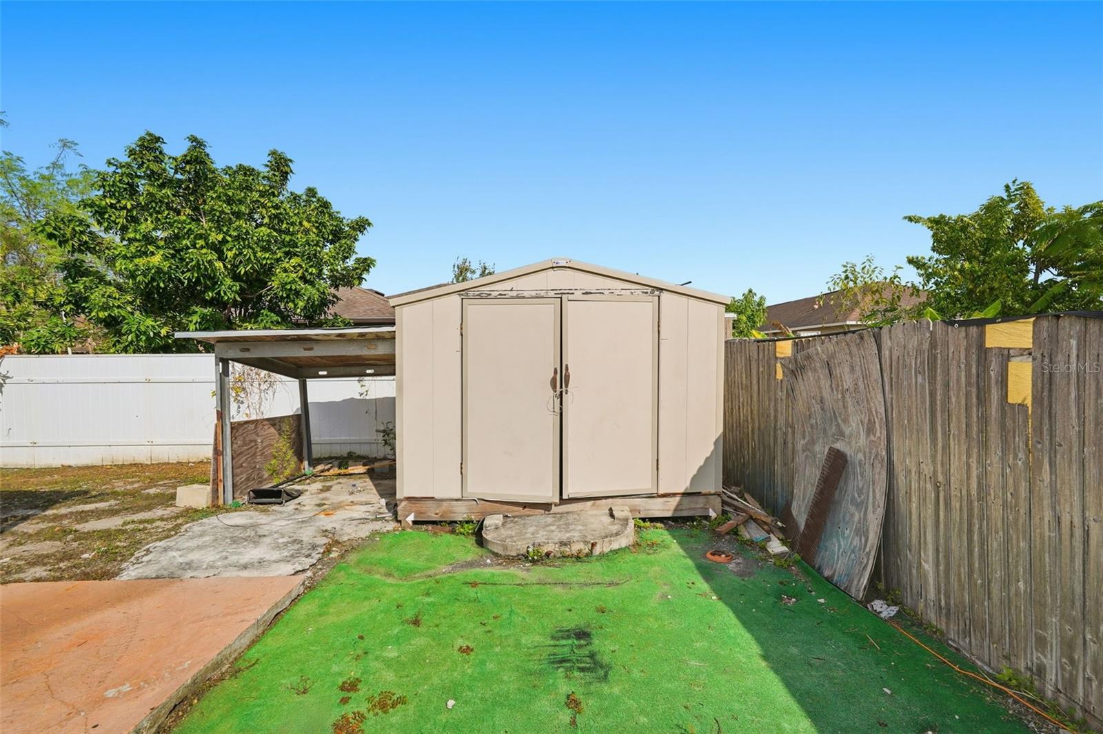 Image 47 of 58 For 350 Corsica Court