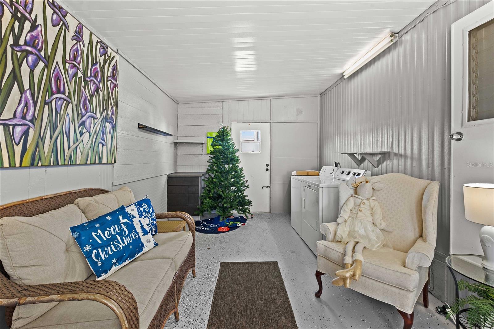 Image 13 of 48 For 5239 Mary Street