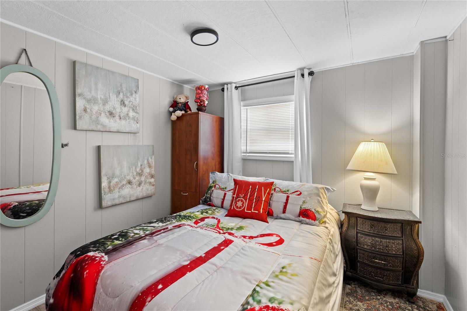 Image 17 of 48 For 5239 Mary Street