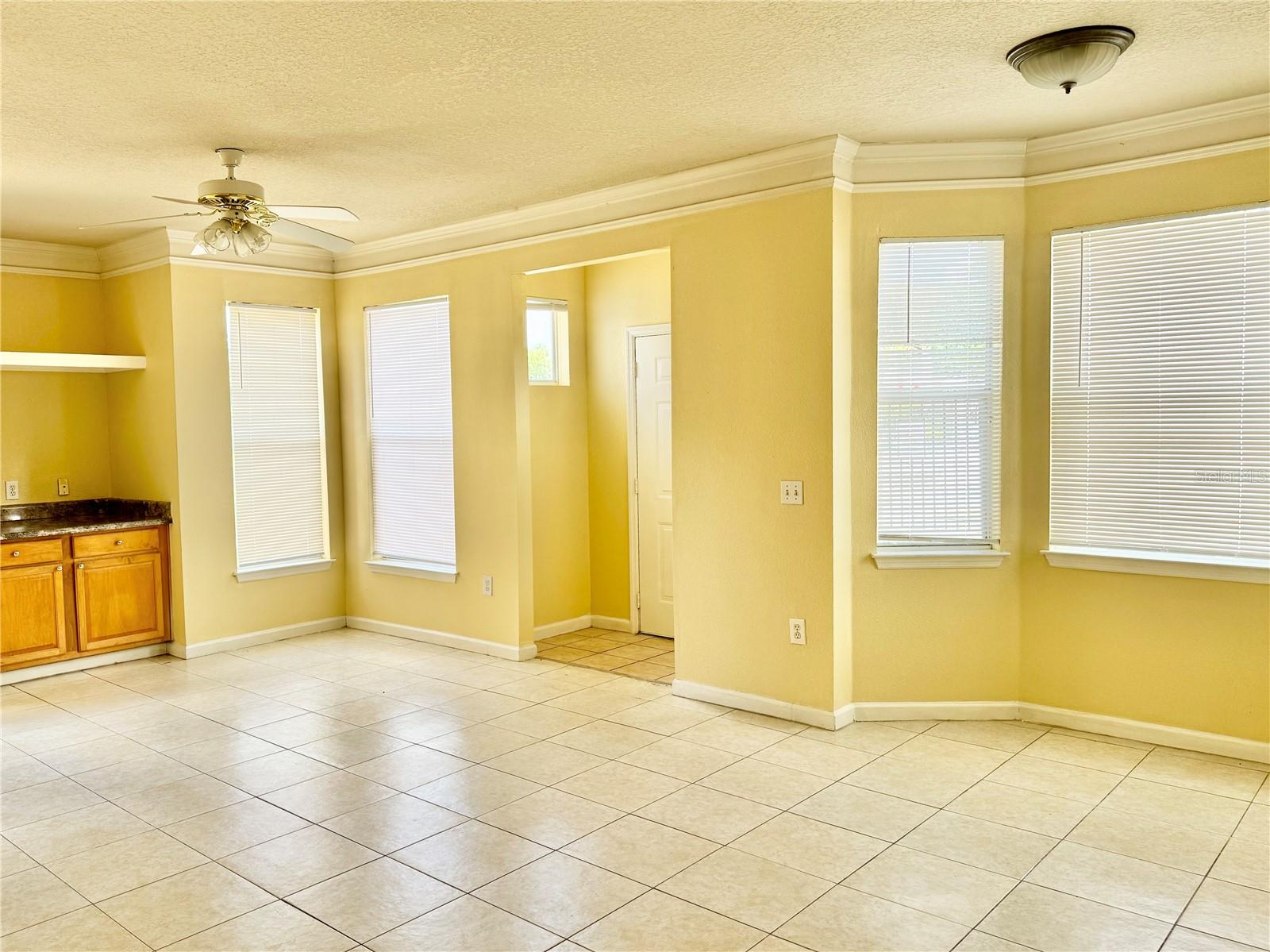 Image 9 of 14 For 10538 Villa View Circle 10538