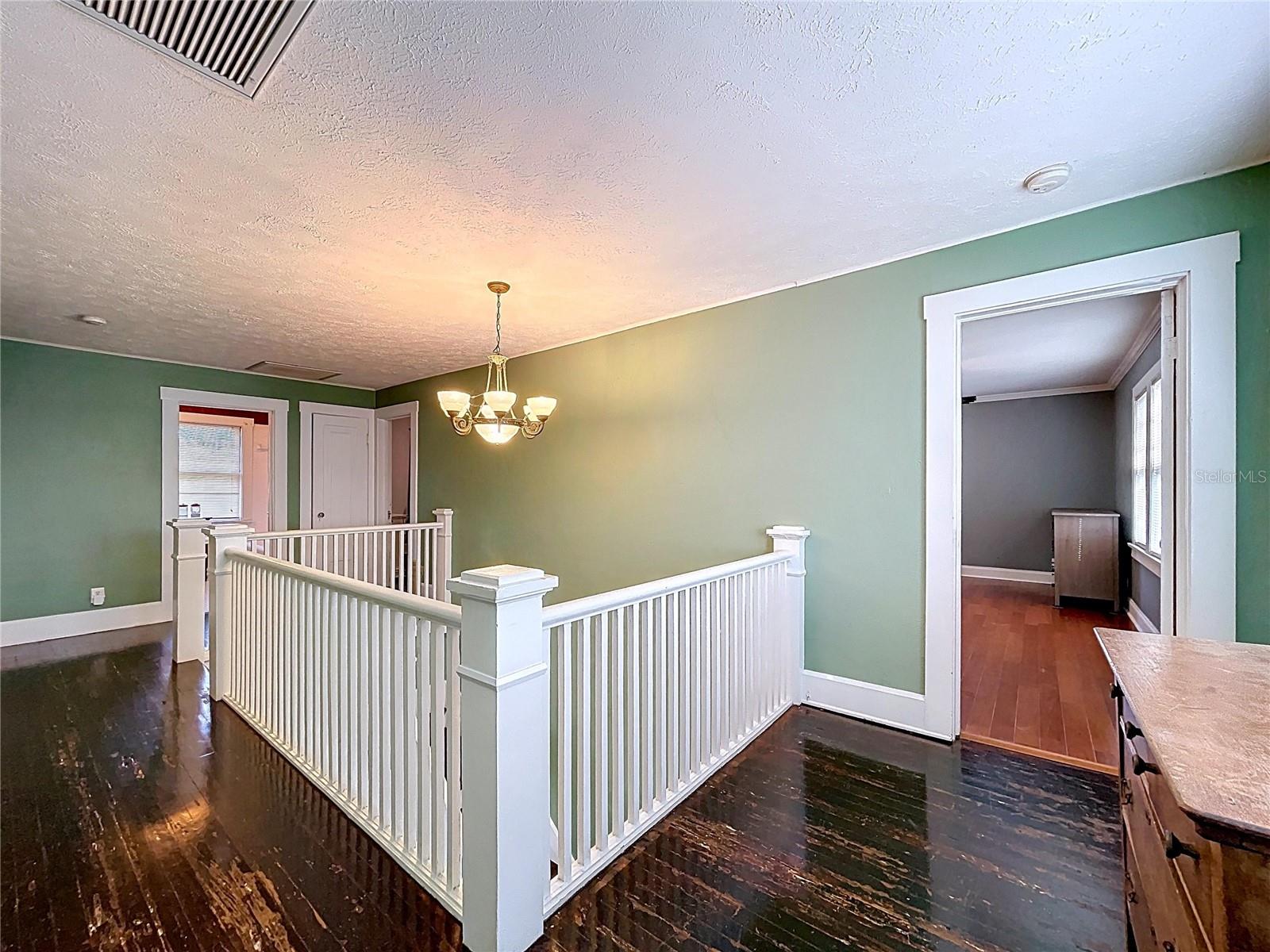 Image 32 of 63 For 37823 Coleman Avenue