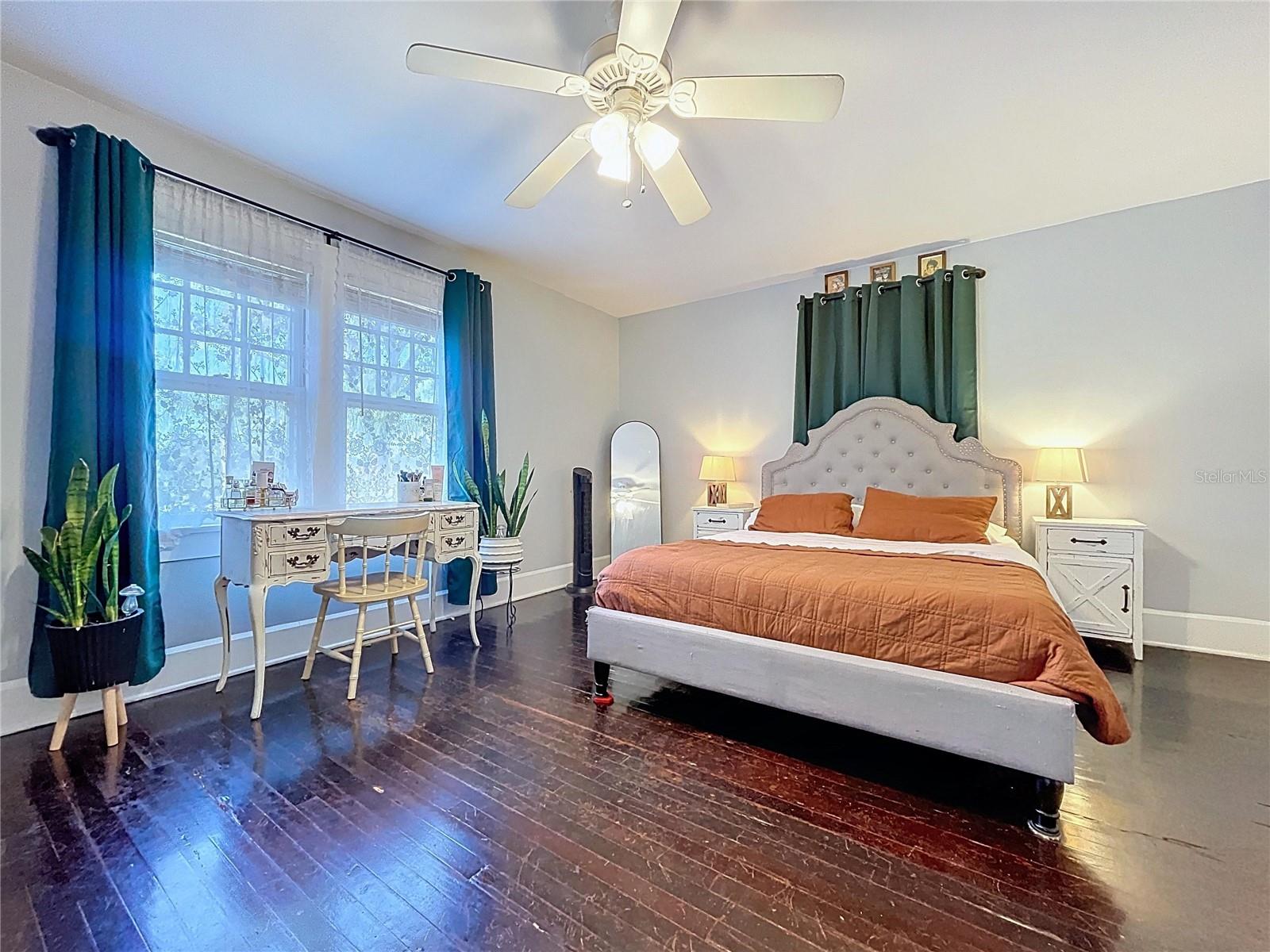 Image 34 of 63 For 37823 Coleman Avenue