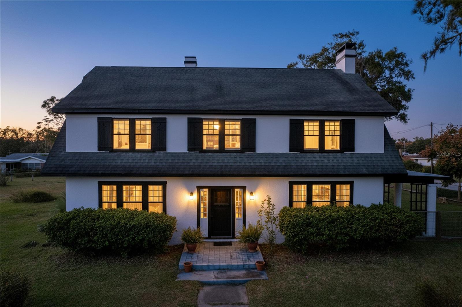 Image 4 of 63 For 37823 Coleman Avenue