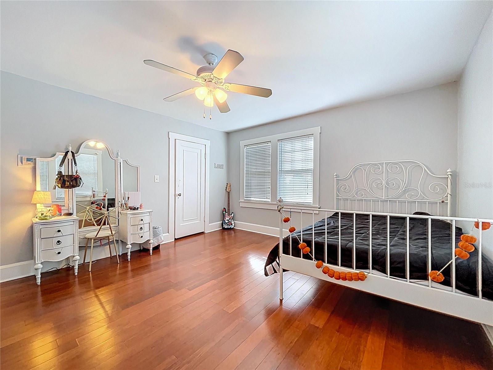 Image 46 of 63 For 37823 Coleman Avenue