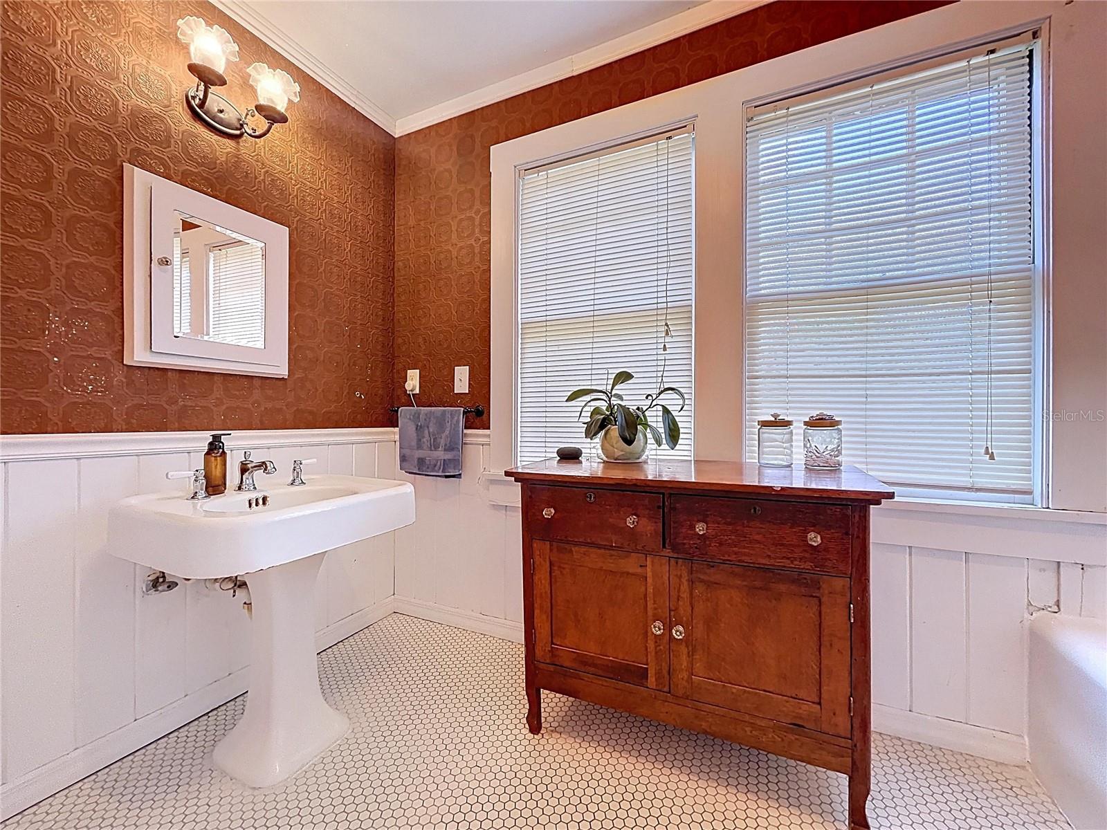 Image 49 of 63 For 37823 Coleman Avenue