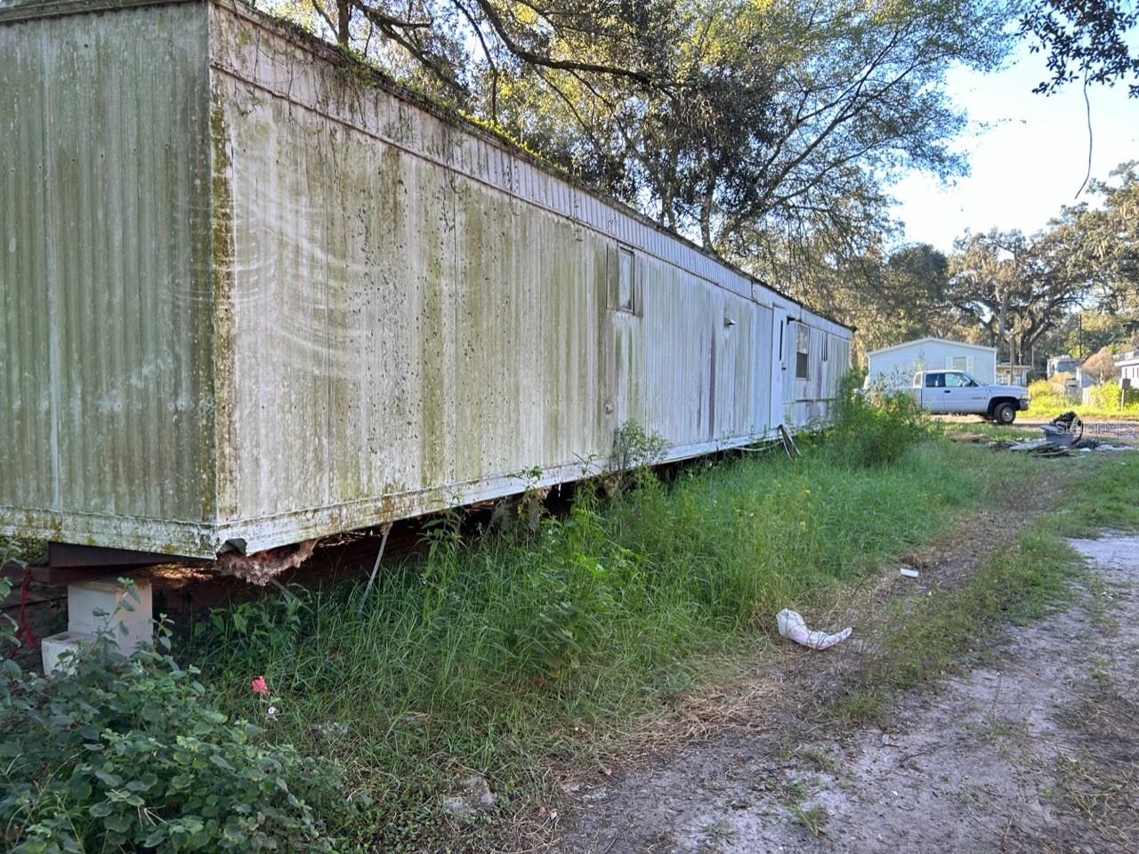 Image 6 of 17 For 39249 Lizabeth Circle