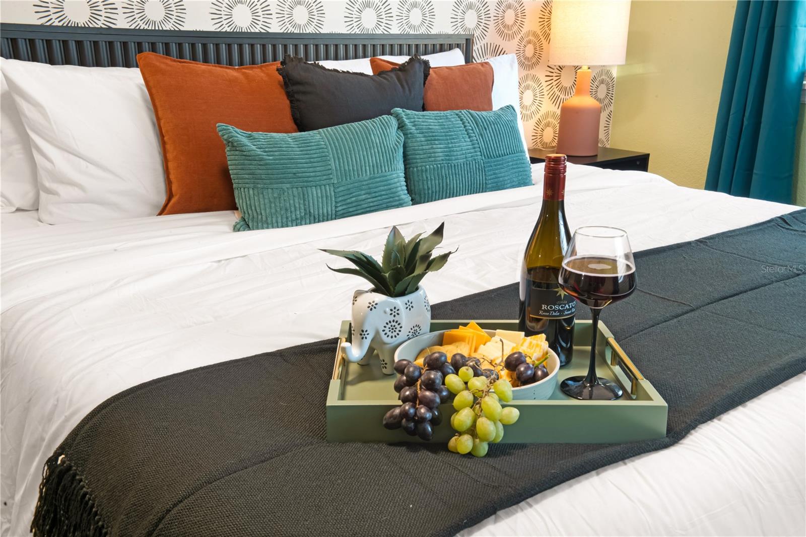 Image 11 of 43 For 1215 North Street