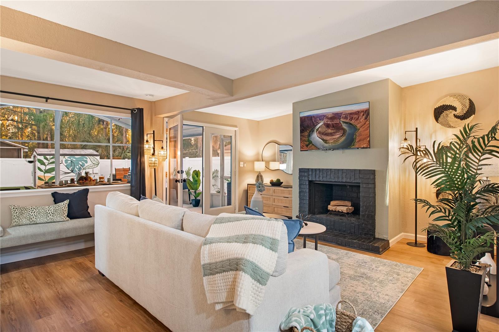 Image 15 of 43 For 1215 North Street