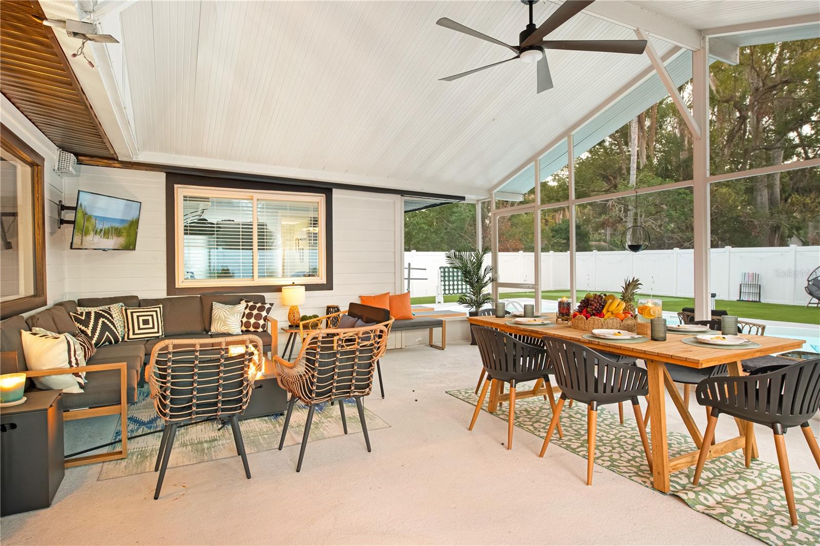 Image 24 of 43 For 1215 North Street