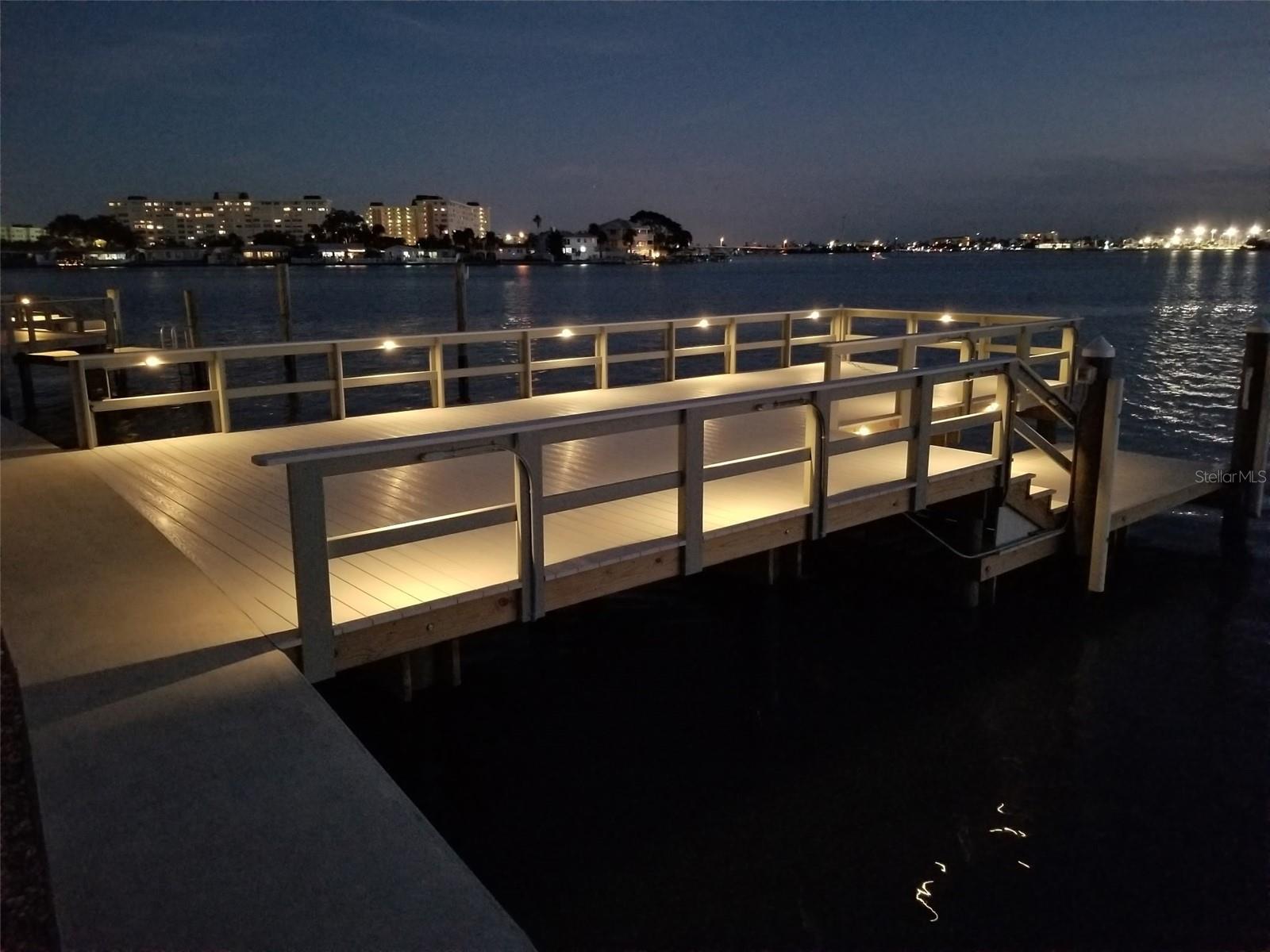 Image 11 of 81 For 676 Boca Ciega Point Boulevard S 1507