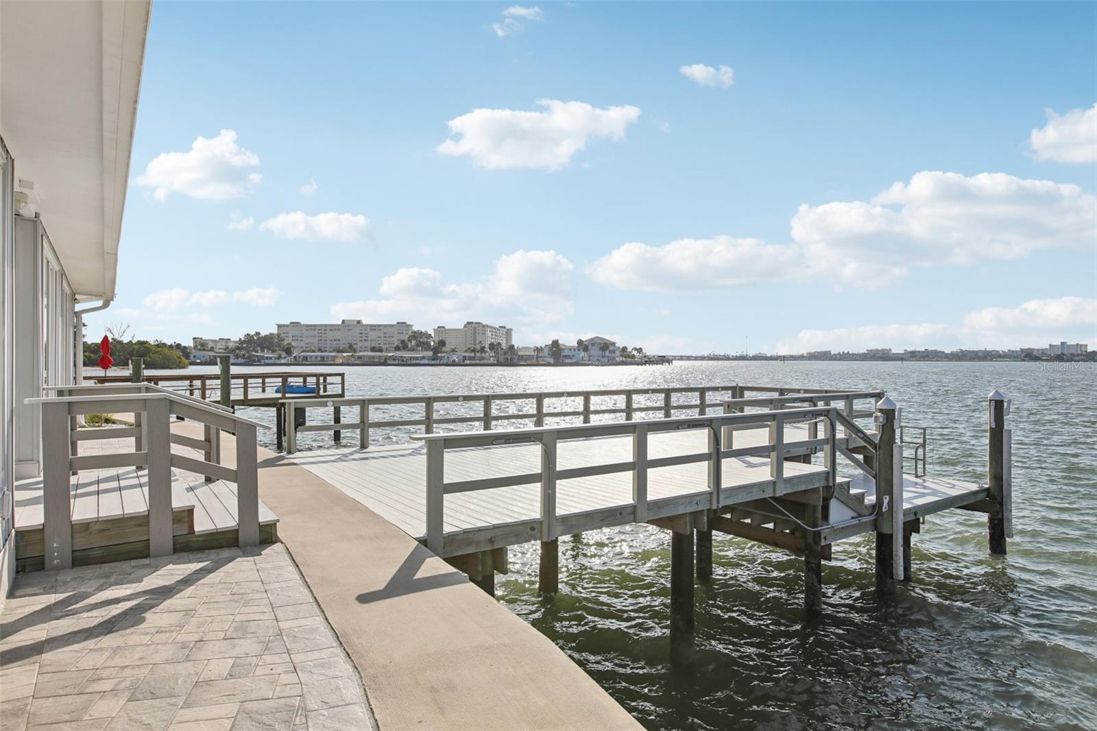 Image 12 of 81 For 676 Boca Ciega Point Boulevard S 1507