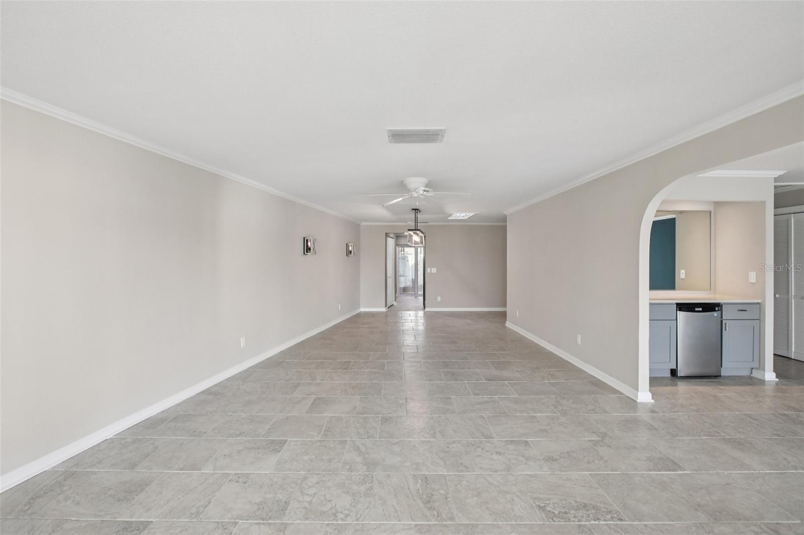 Image 24 of 81 For 676 Boca Ciega Point Boulevard S 1507