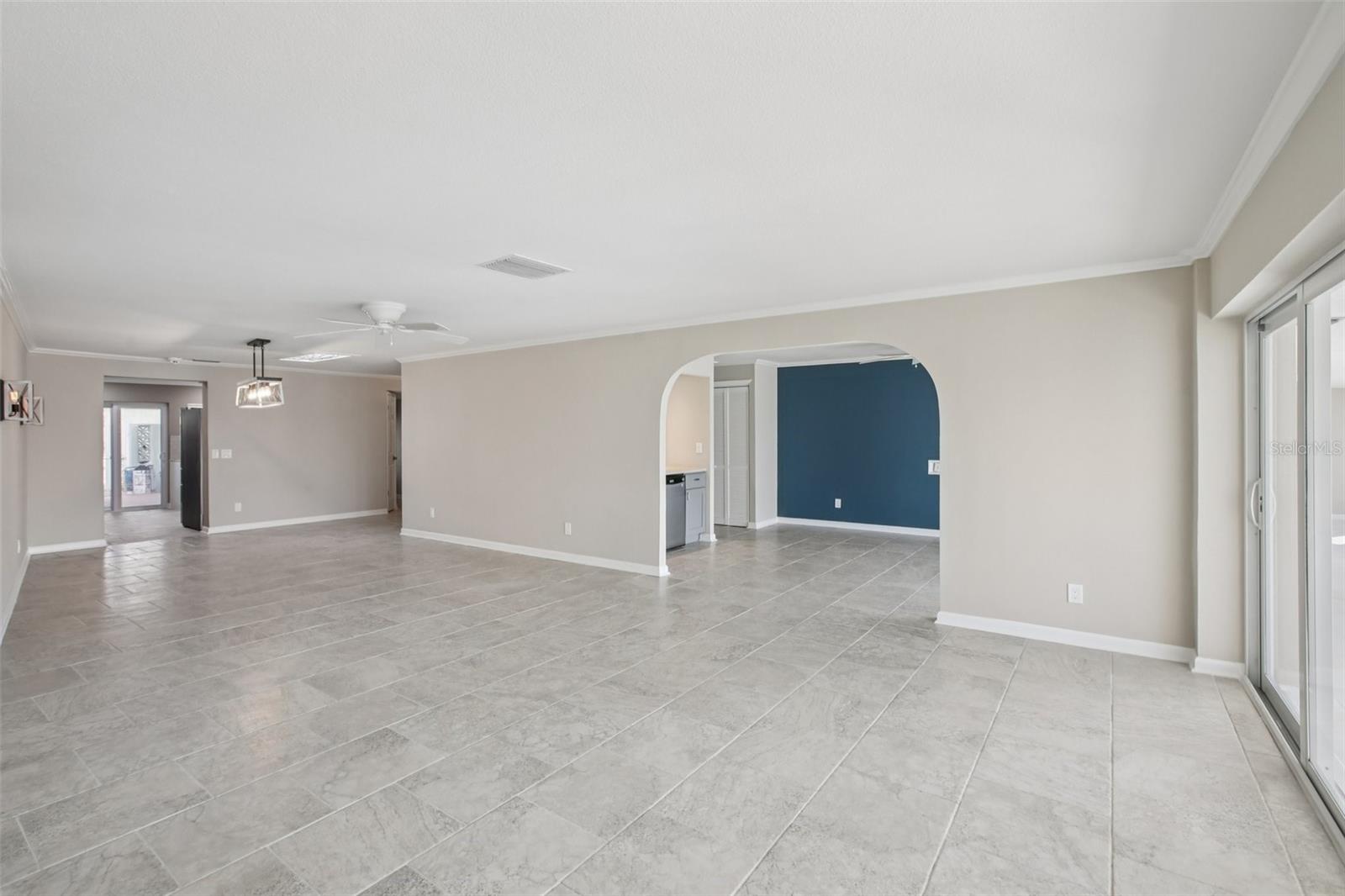 Image 26 of 81 For 676 Boca Ciega Point Boulevard S 1507