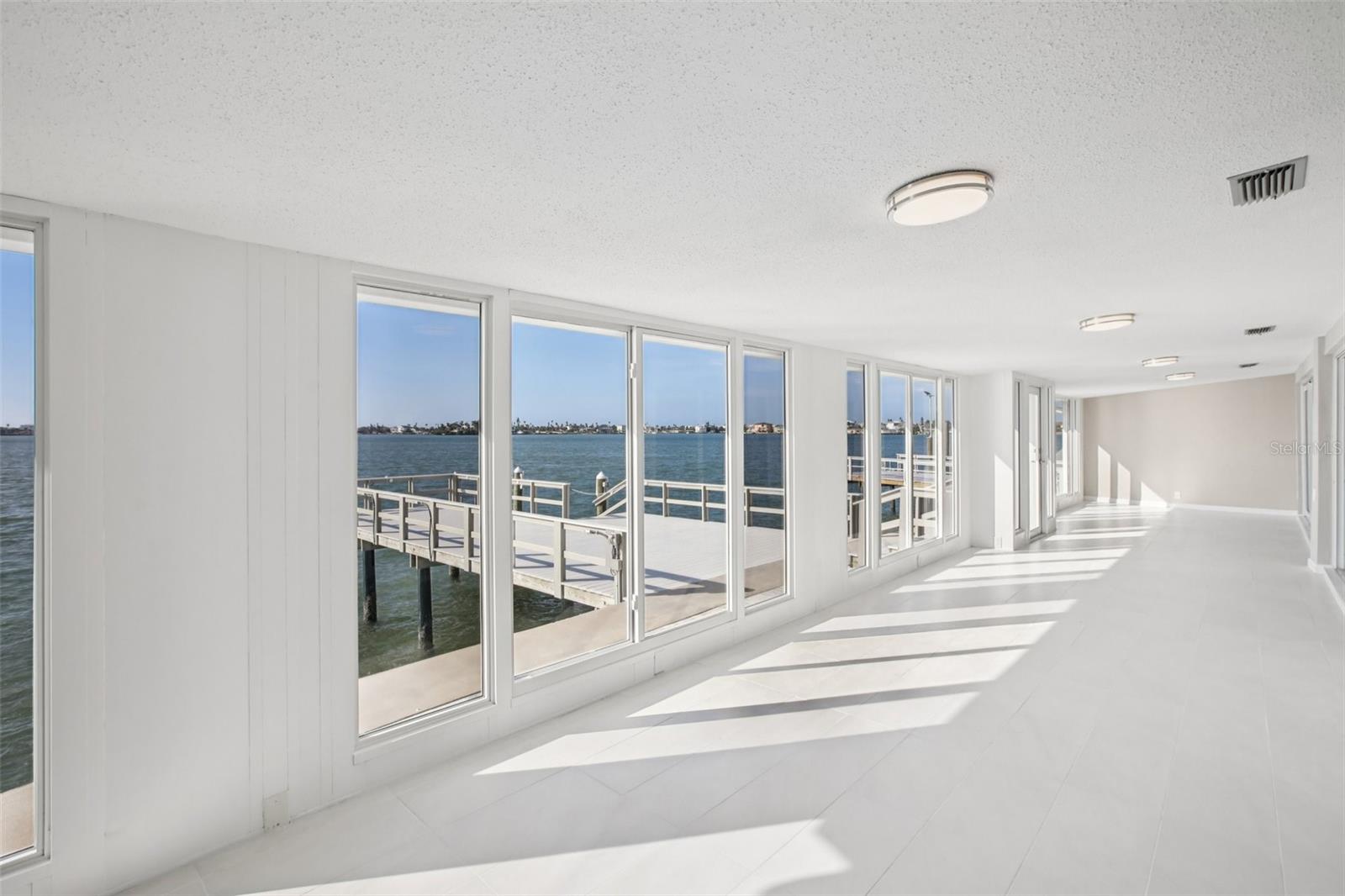 Image 27 of 81 For 676 Boca Ciega Point Boulevard S 1507