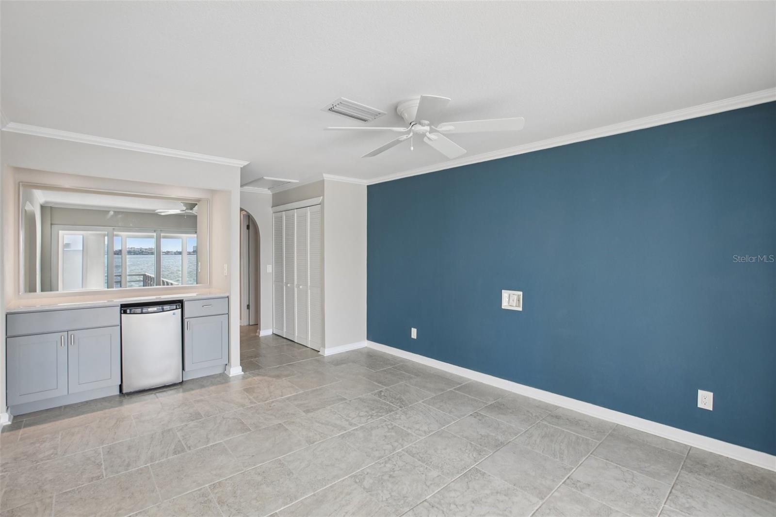 Image 28 of 81 For 676 Boca Ciega Point Boulevard S 1507