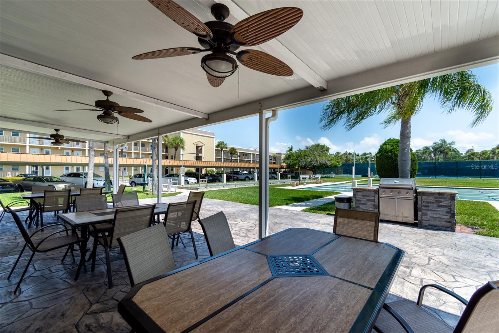 Image 65 of 81 For 676 Boca Ciega Point Boulevard S 1507